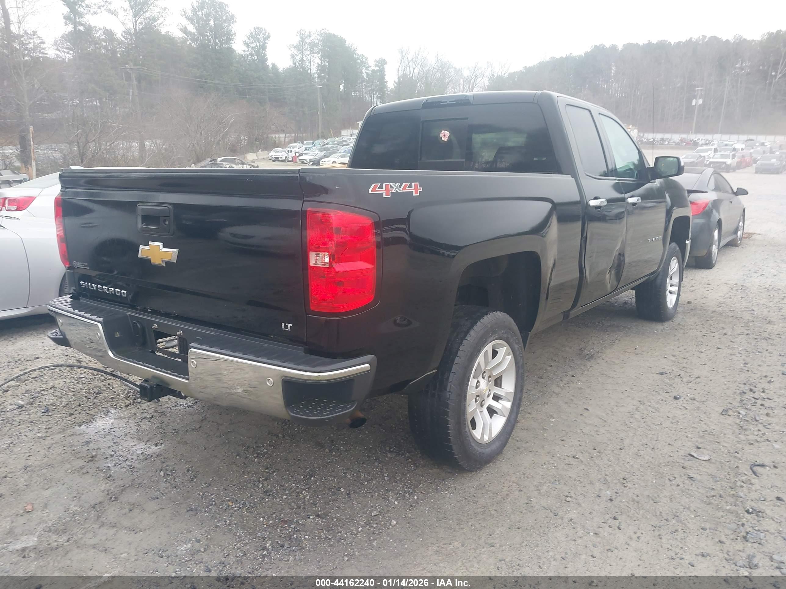 CHEVROLET SILVERADO image 4