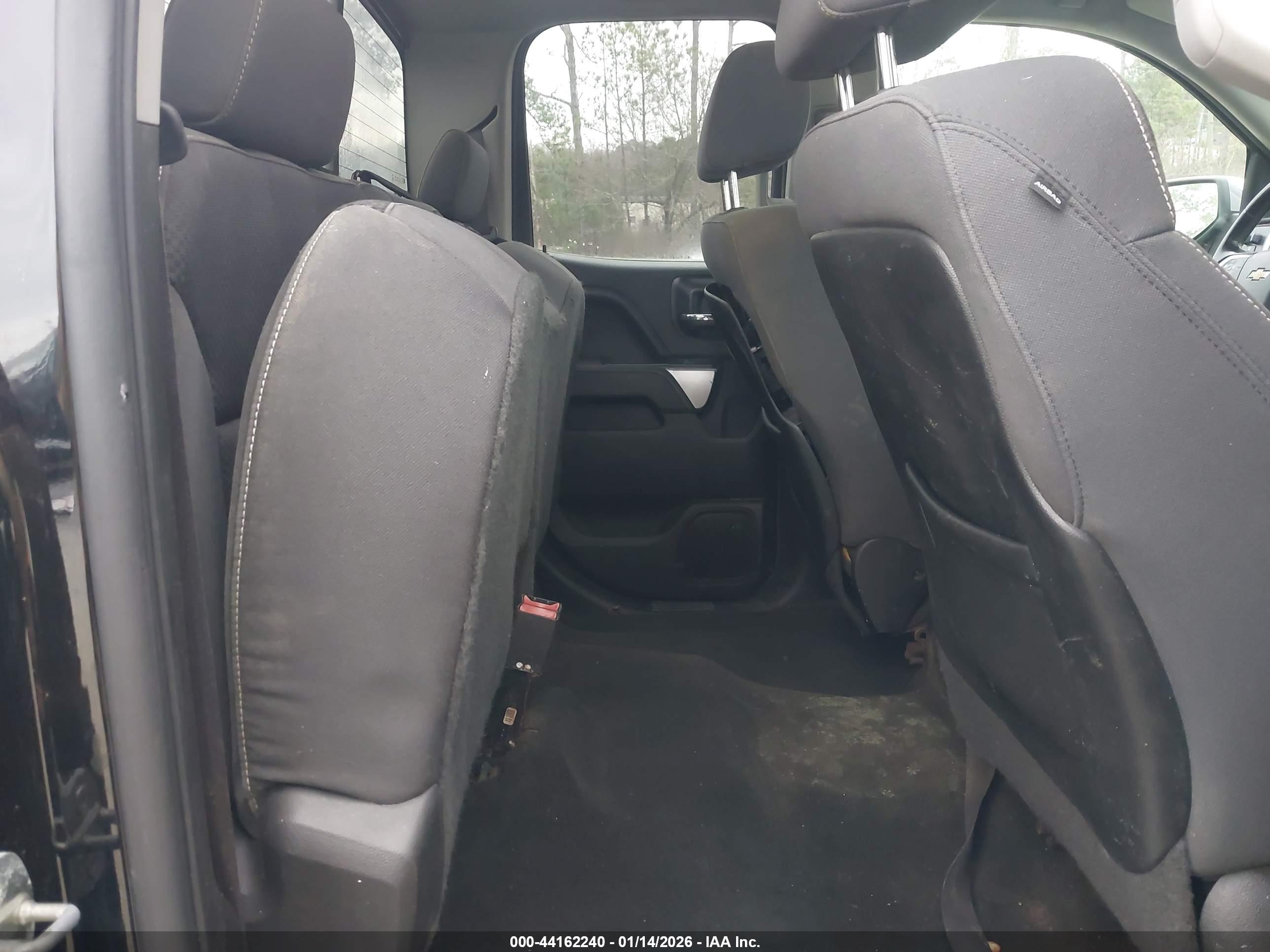 CHEVROLET SILVERADO image 8