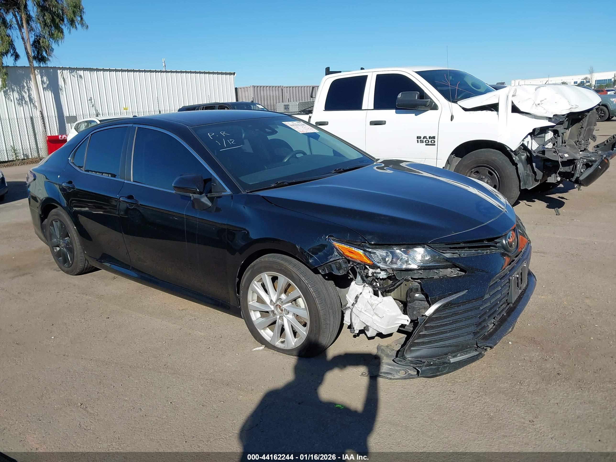 TOYOTA CAMRY image 6