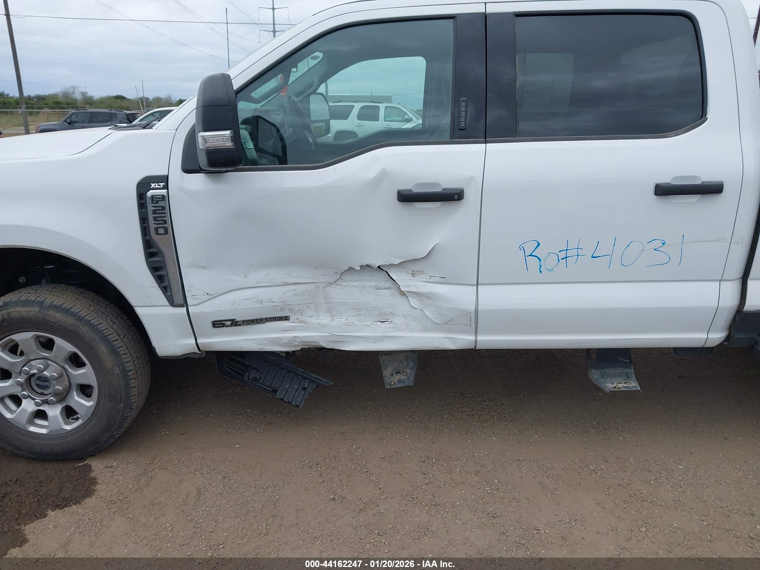FORD F-250 image 6