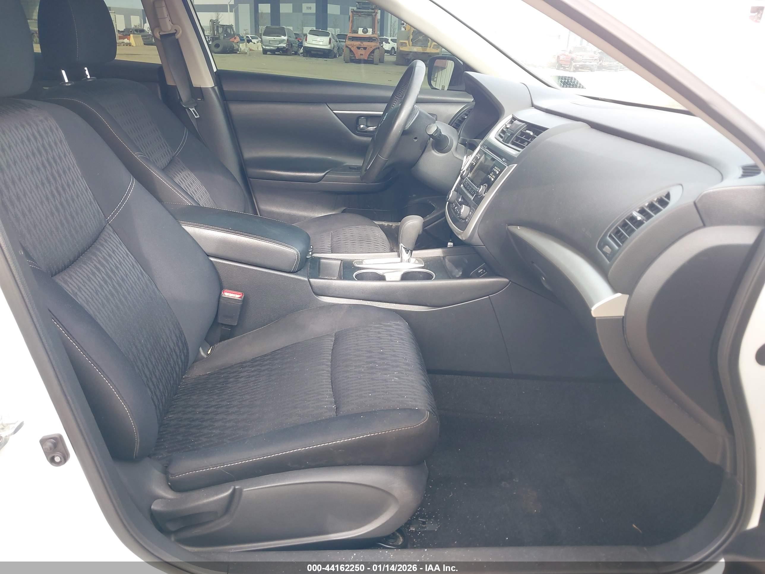 NISSAN ALTIMA image 5
