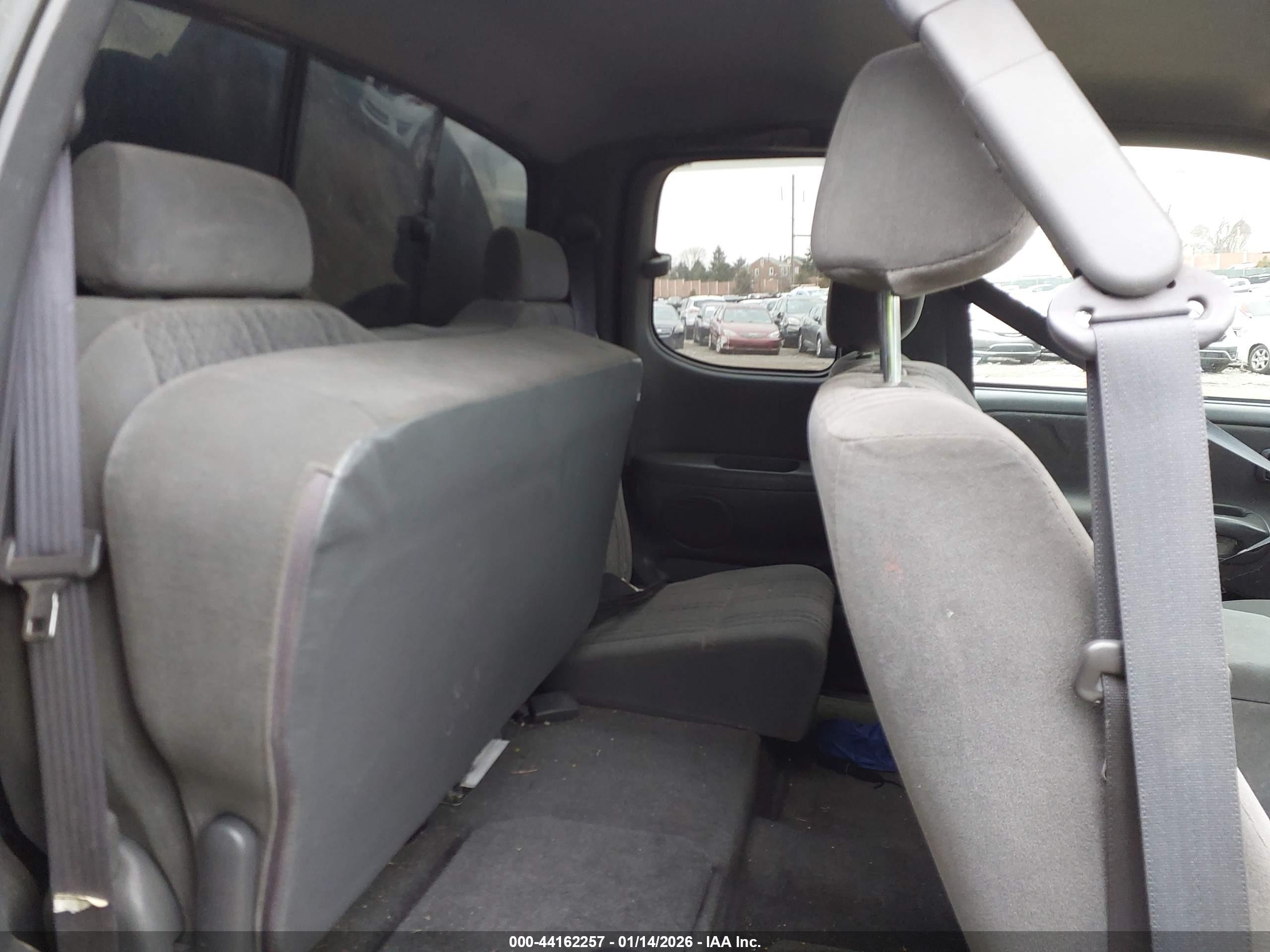 TOYOTA TUNDRA image 8