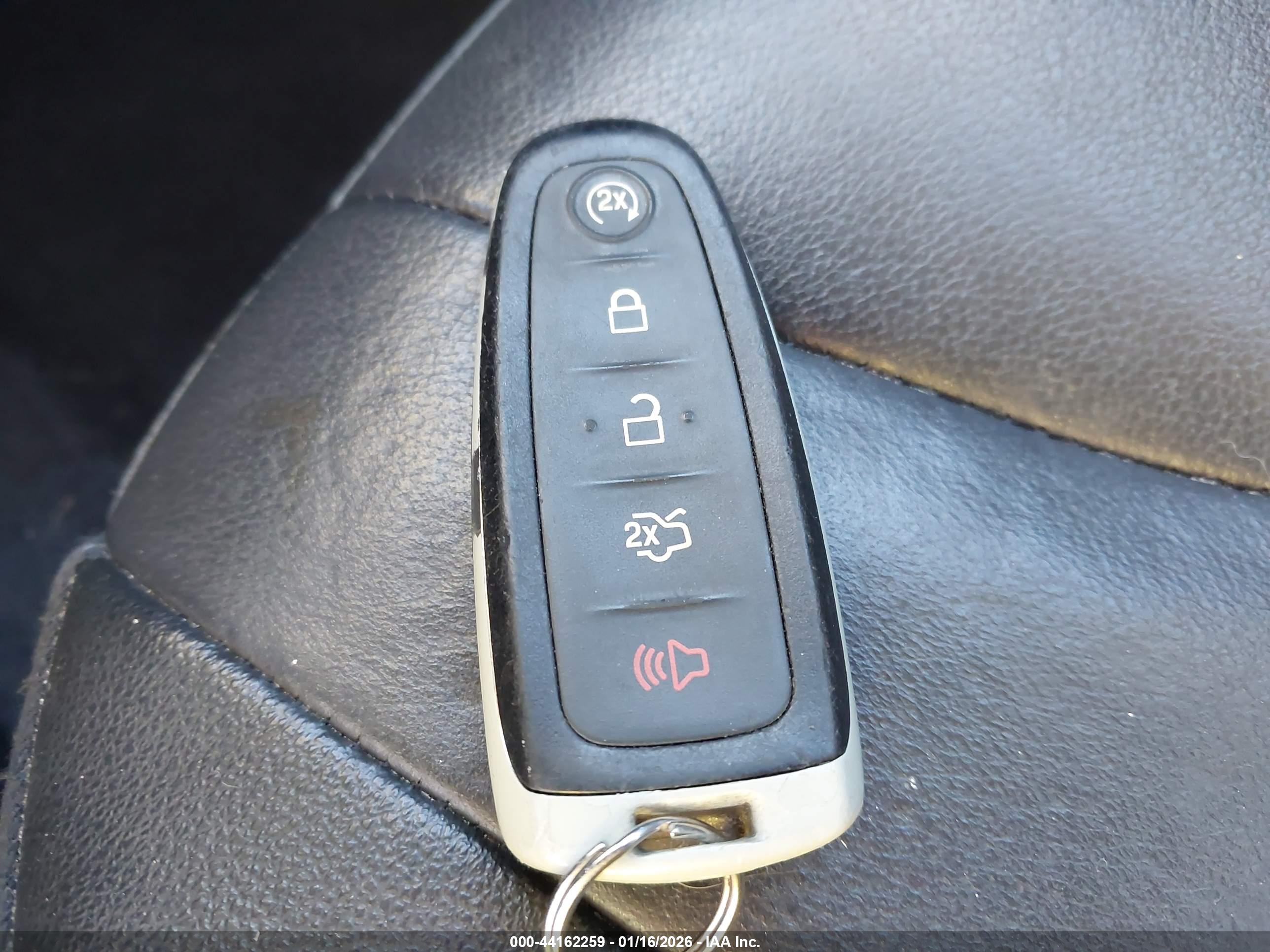 FORD FOCUS image 11