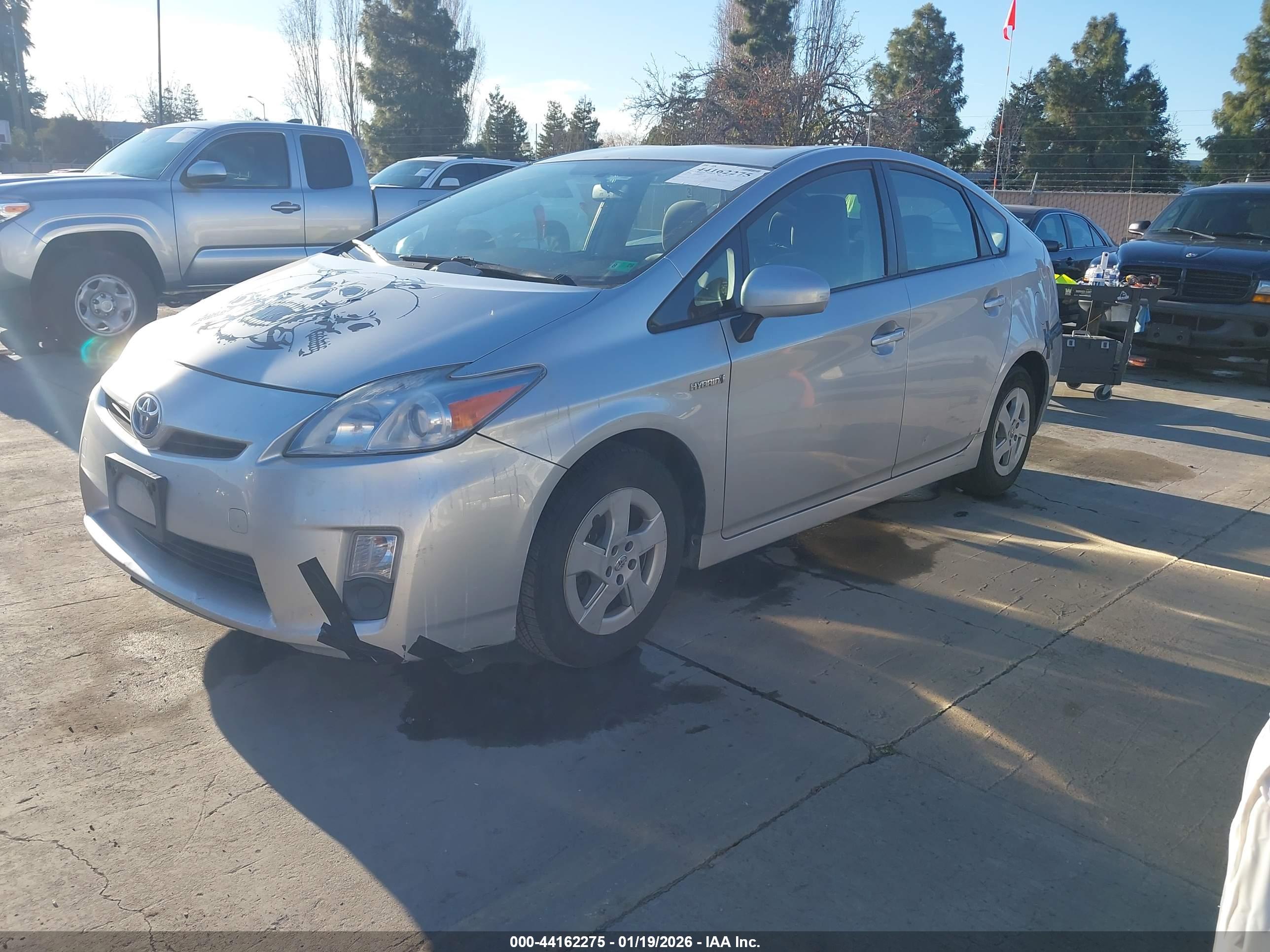 TOYOTA PRIUS image 2
