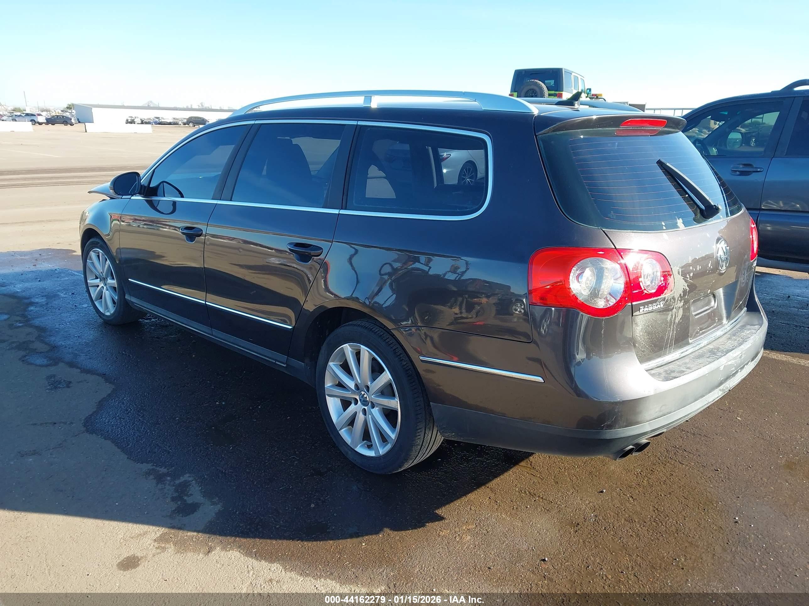 VOLKSWAGEN PASSAT image 3