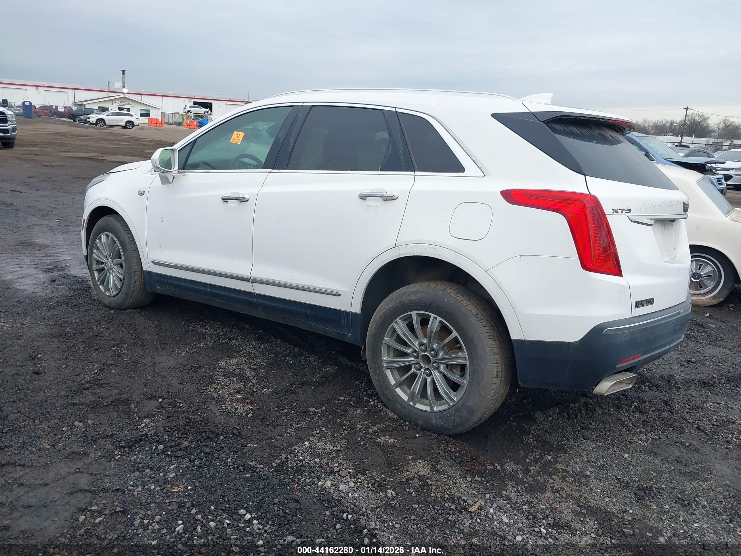 CADILLAC XT5 image 3