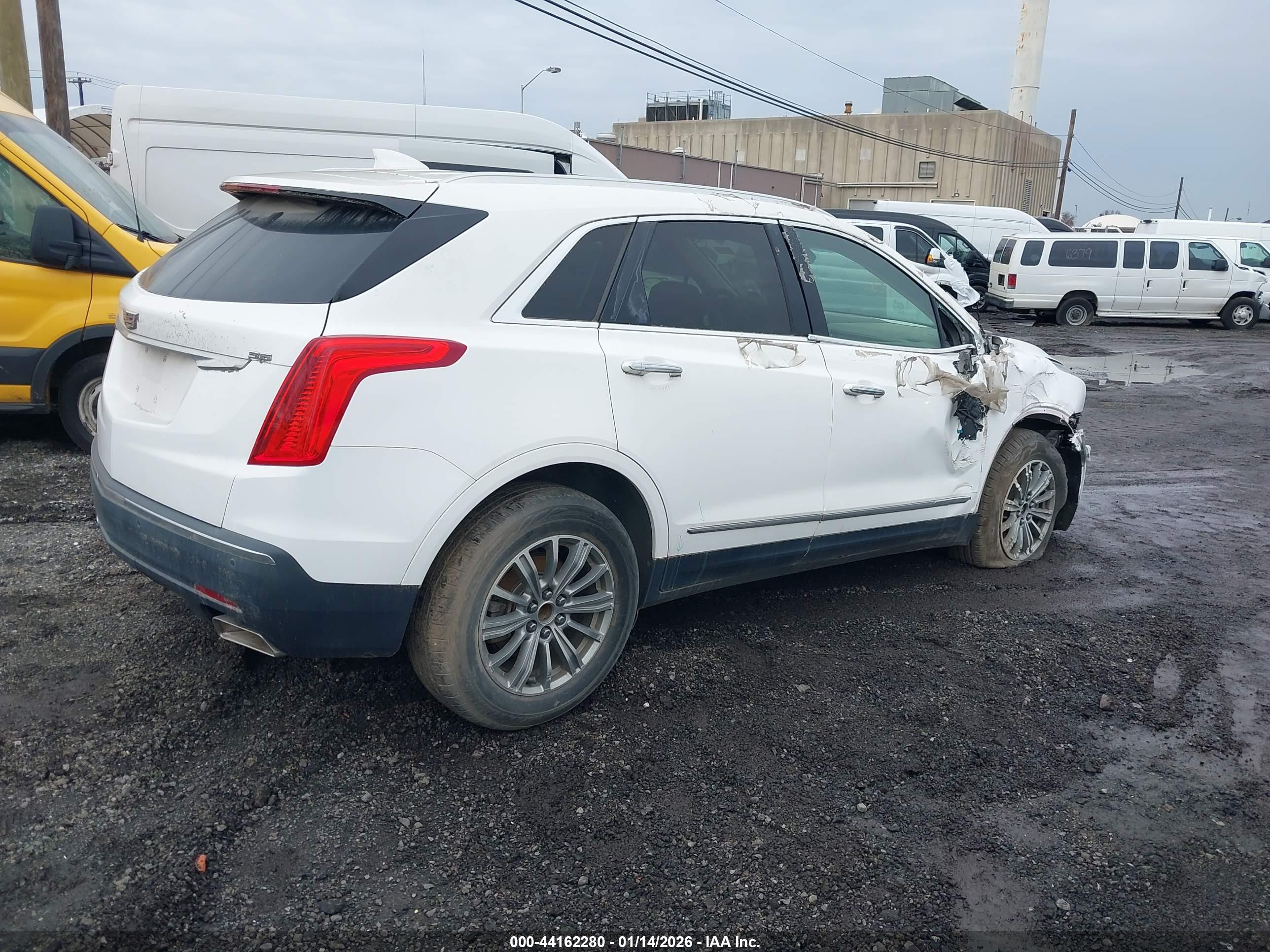 CADILLAC XT5 image 4