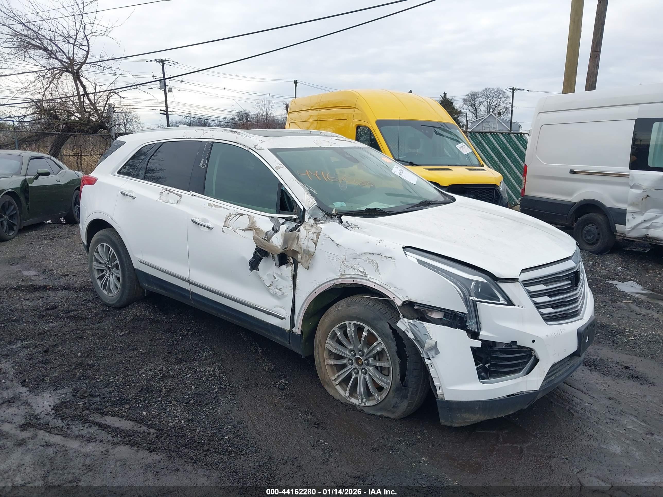 CADILLAC XT5 image 6