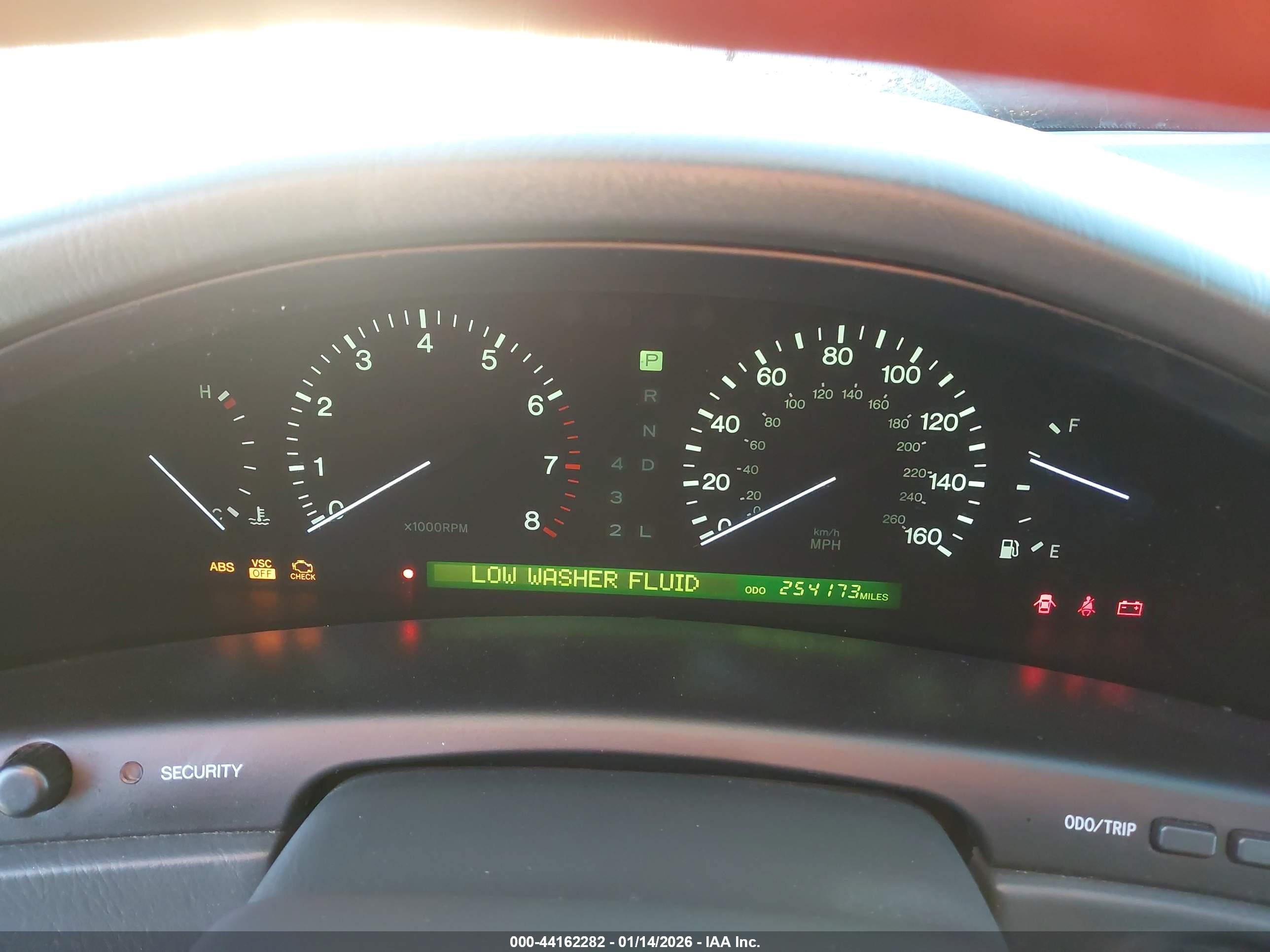 LEXUS LS image 7