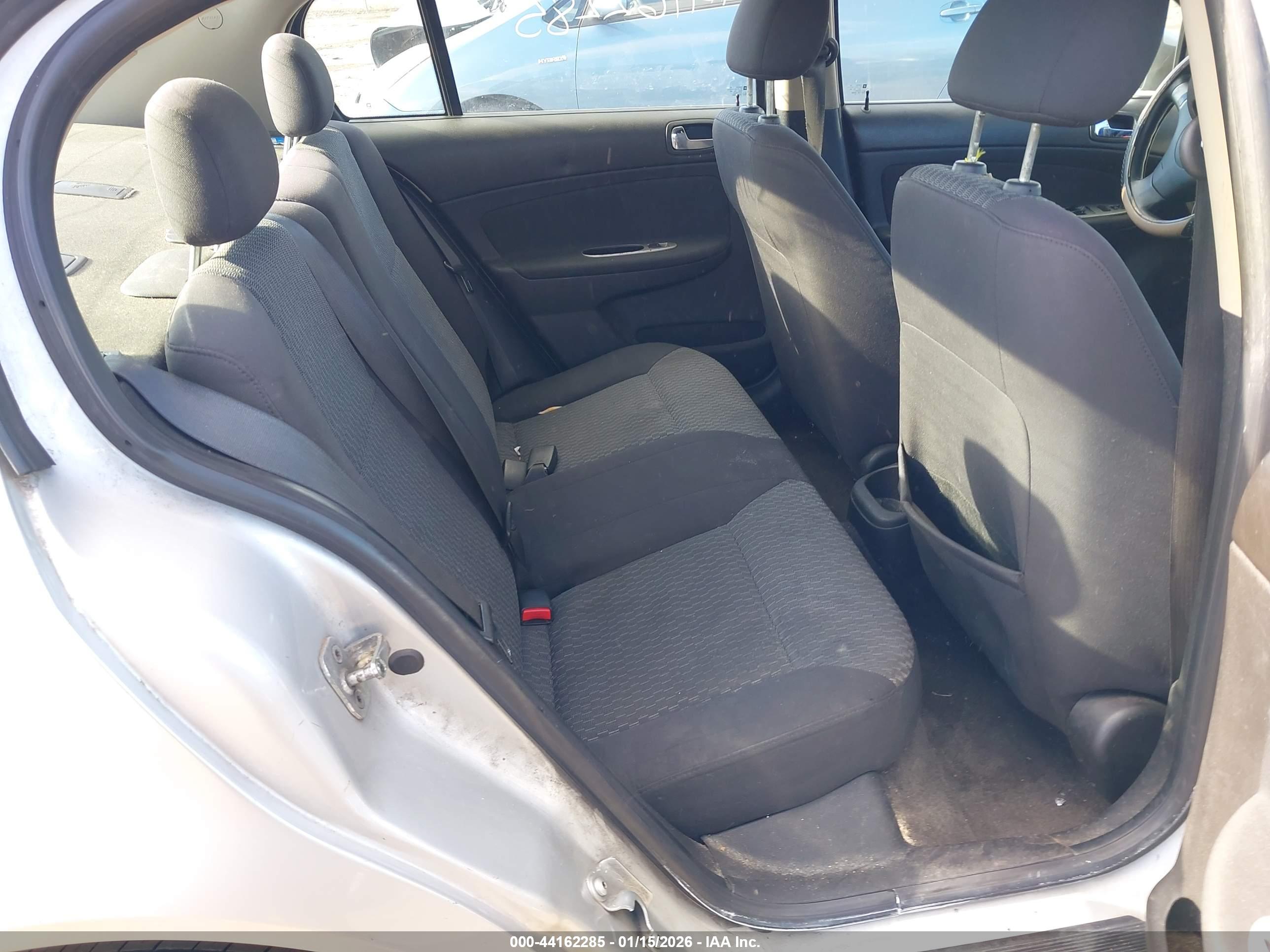 CHEVROLET COBALT image 8