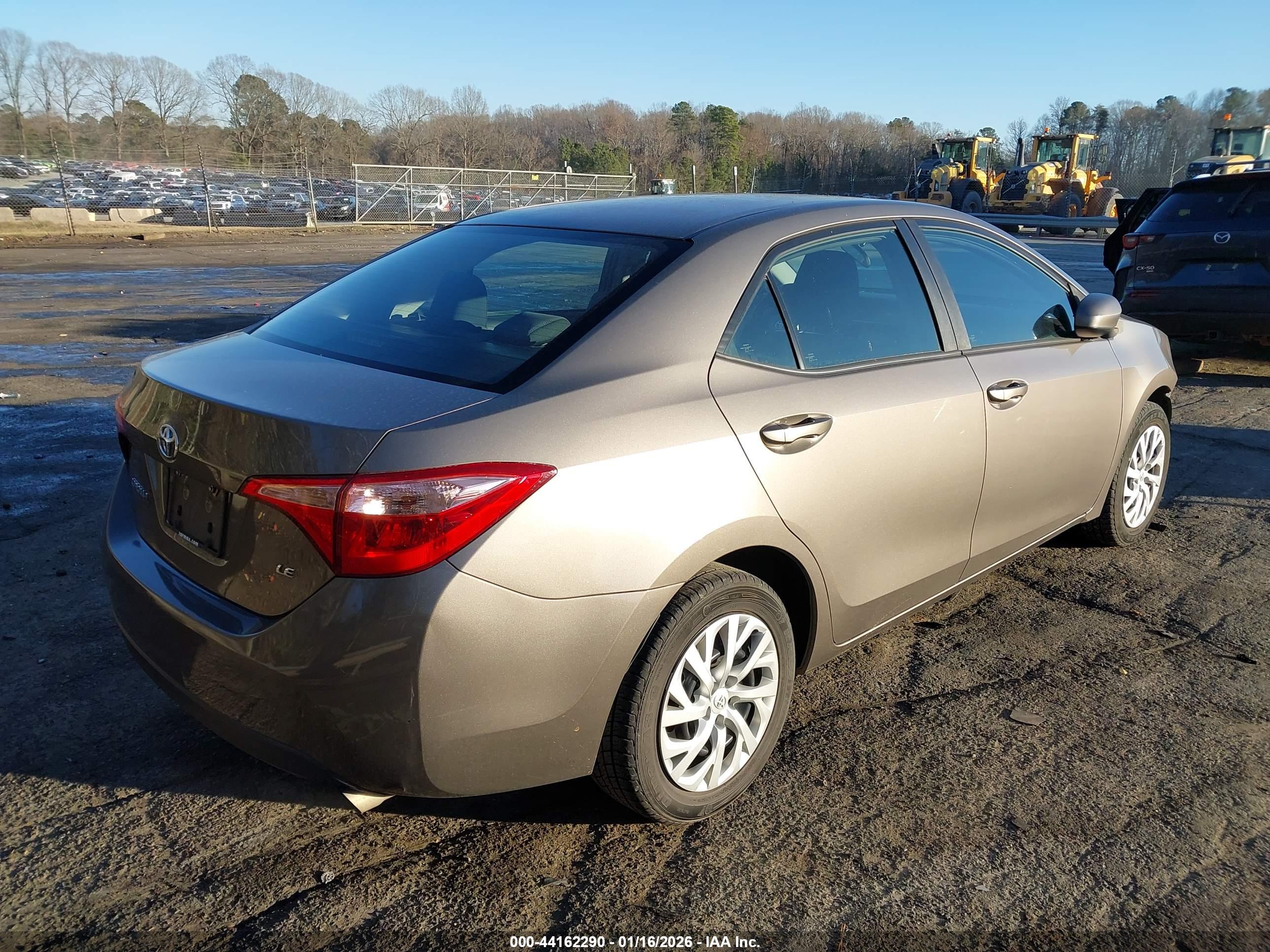 TOYOTA COROLLA image 4