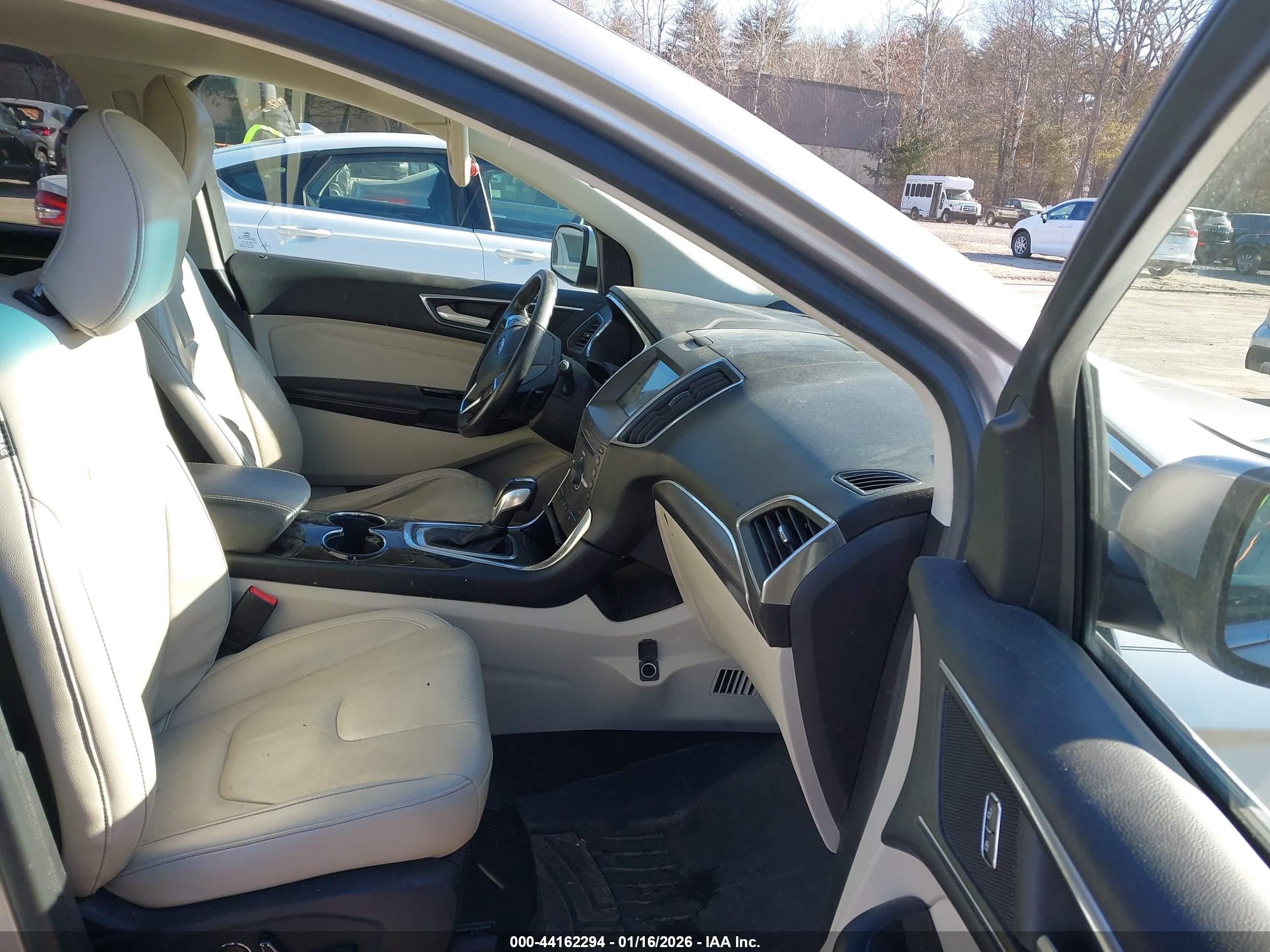 FORD EDGE image 5