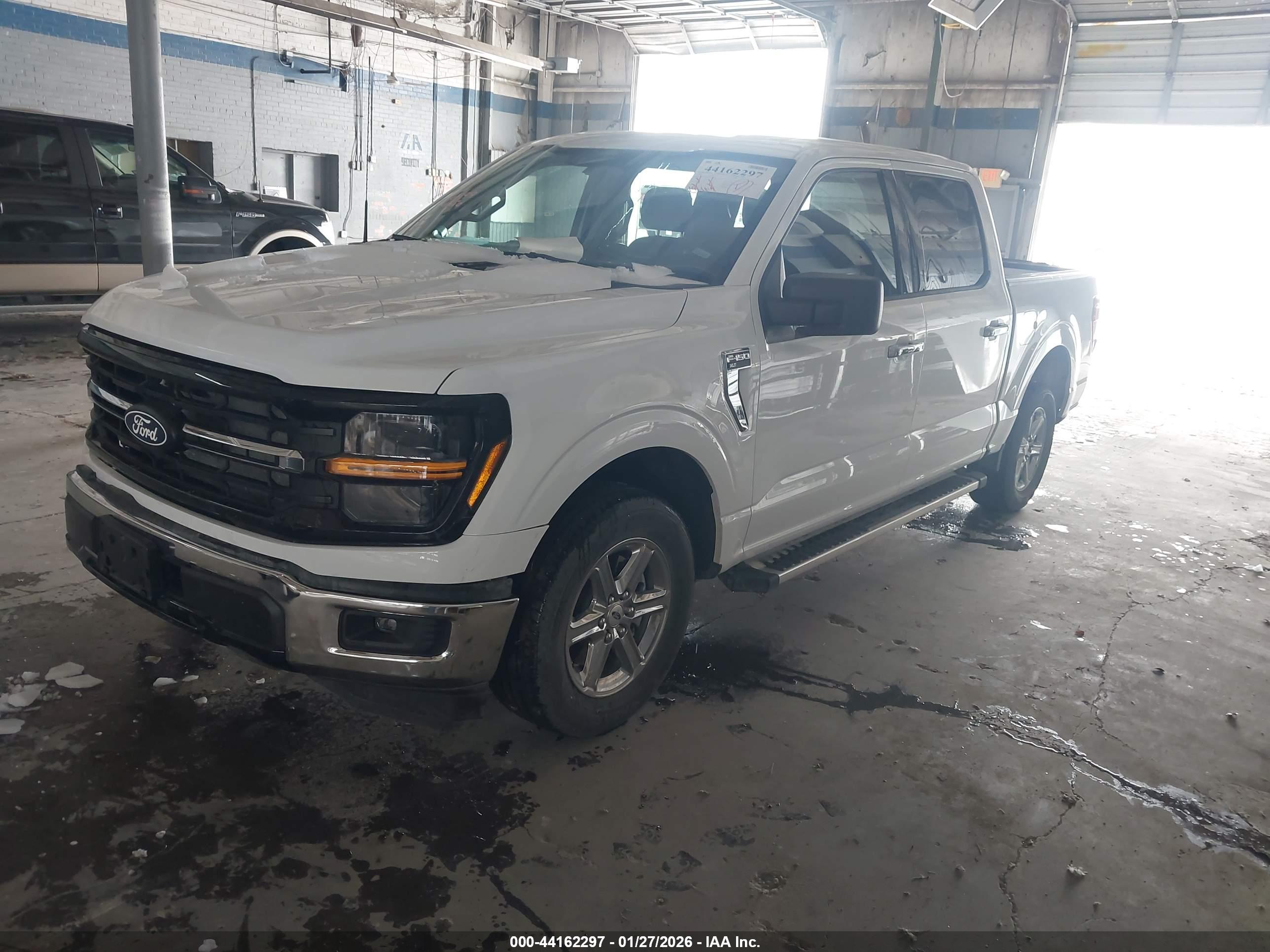 FORD F-150 image 2