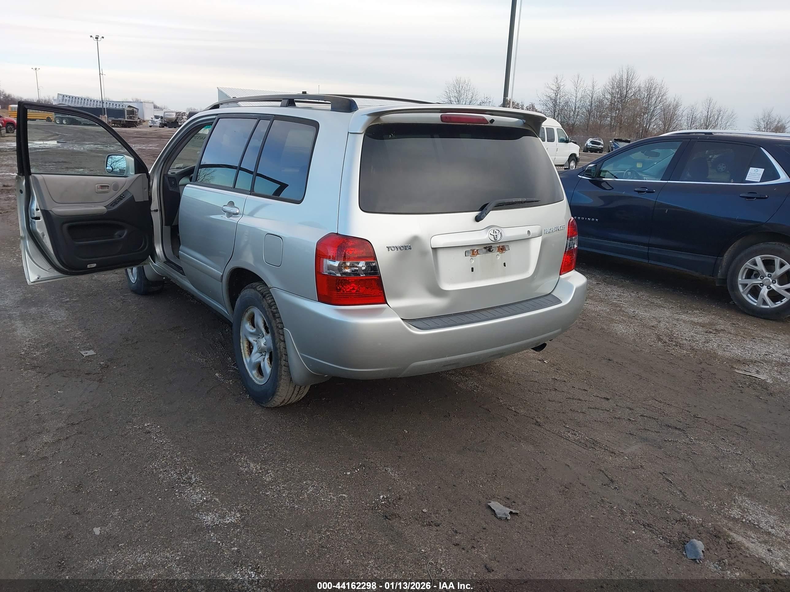 TOYOTA HIGHLANDER image 3