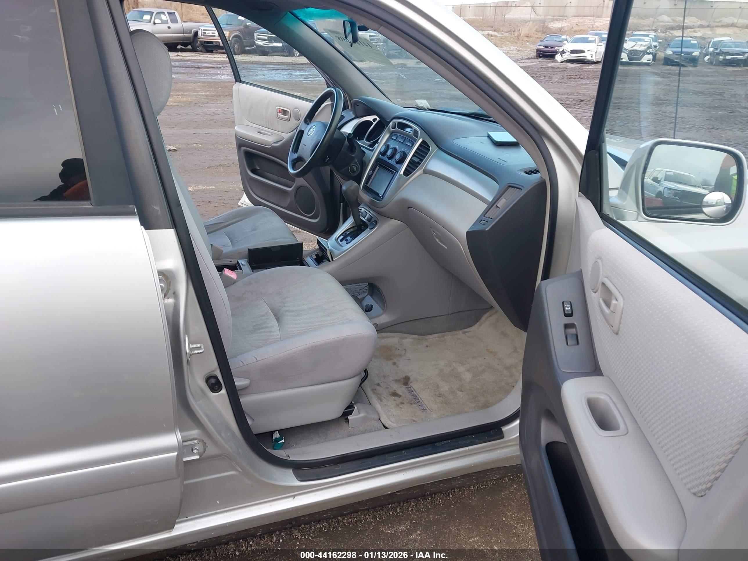 TOYOTA HIGHLANDER image 5