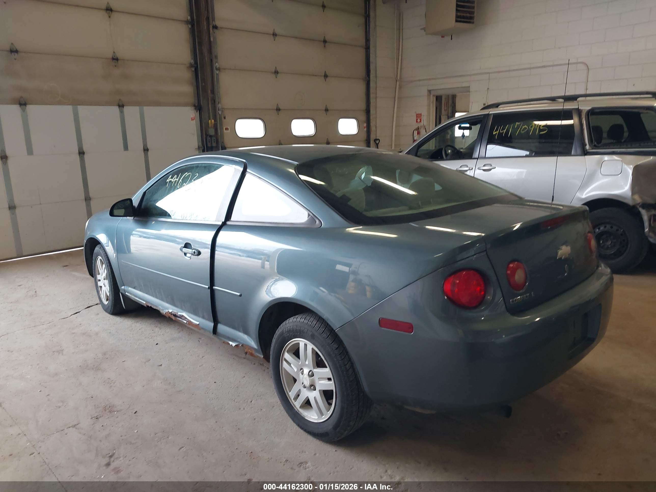 CHEVROLET COBALT image 3