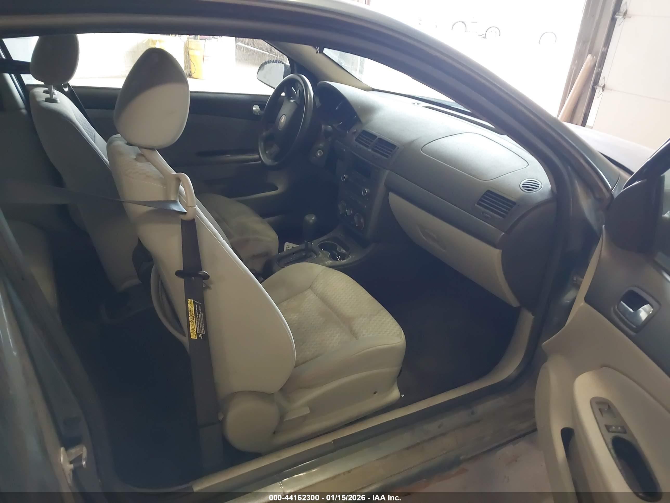 CHEVROLET COBALT image 5