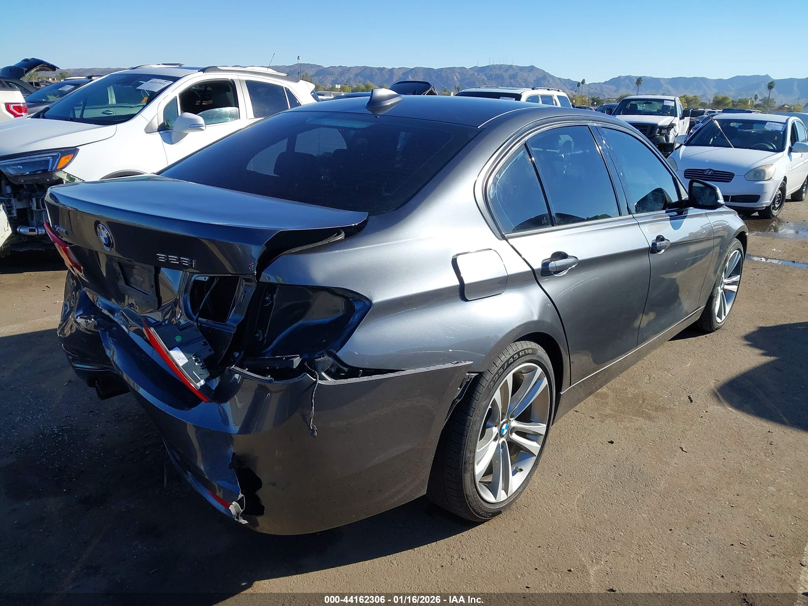 BMW 328I image 4