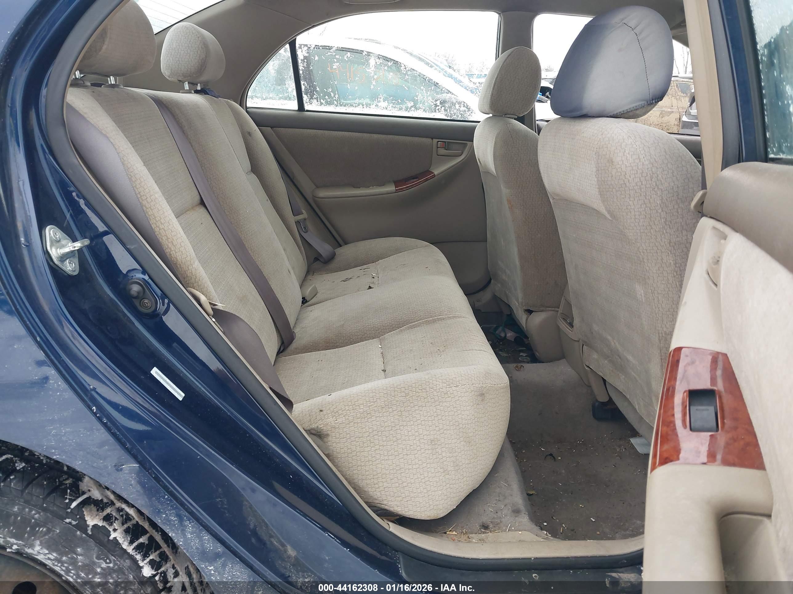TOYOTA COROLLA image 8