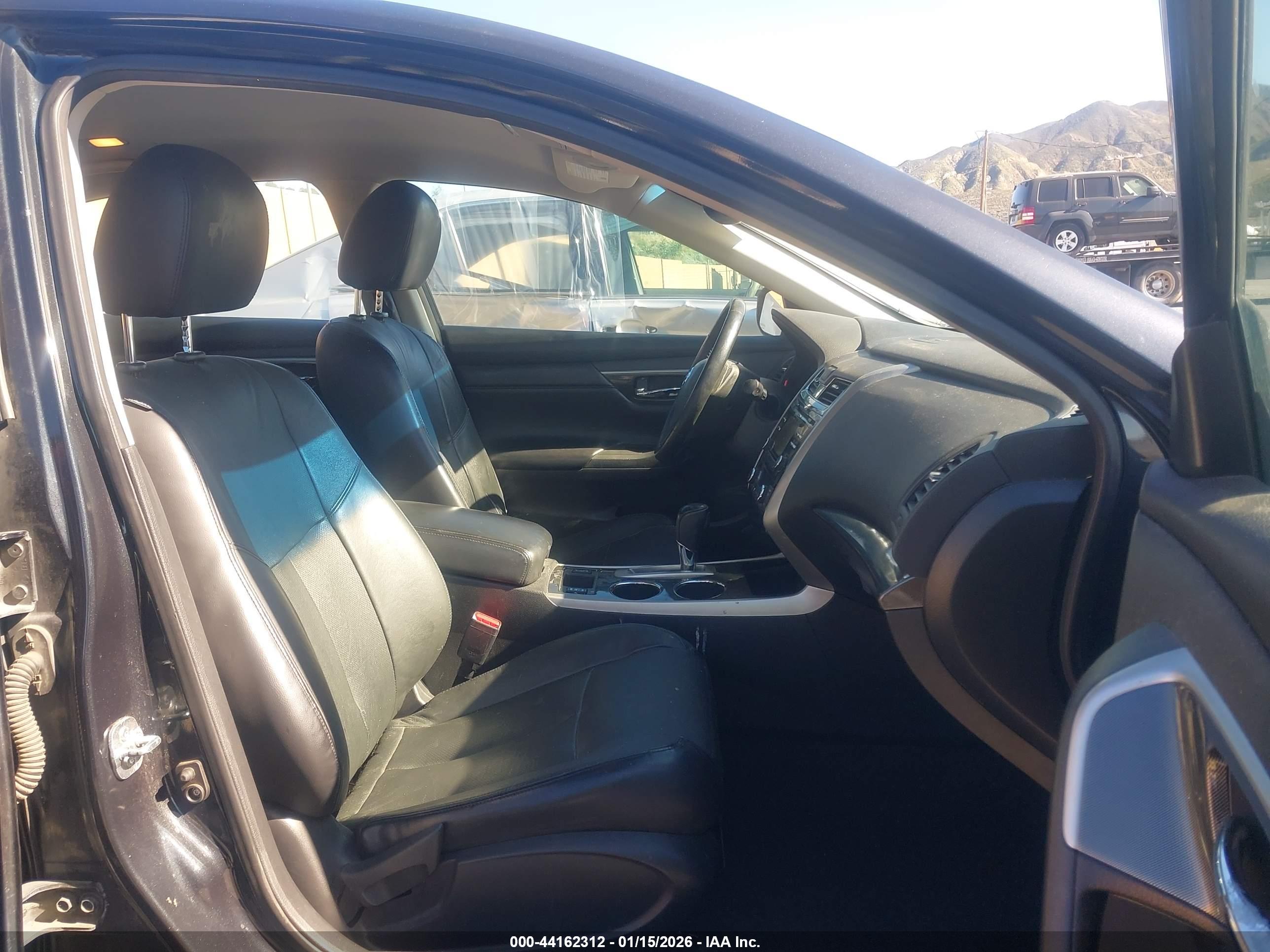 NISSAN ALTIMA image 5