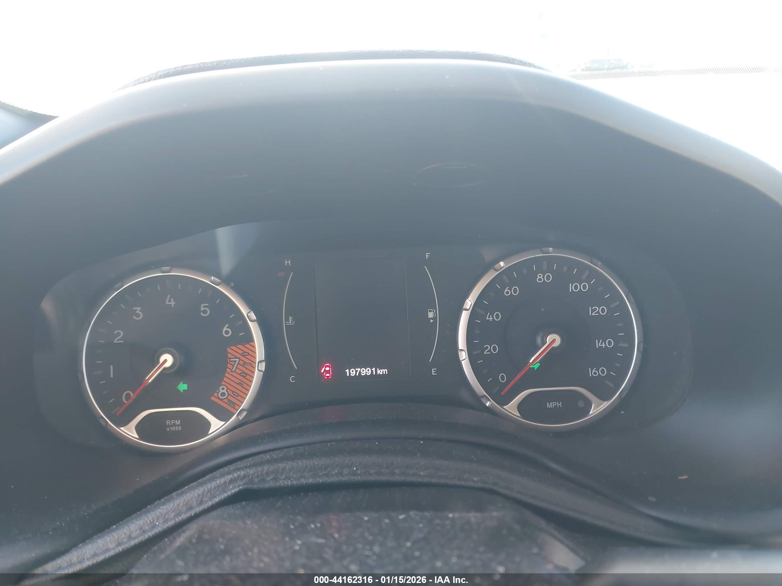 JEEP RENEGADE image 7