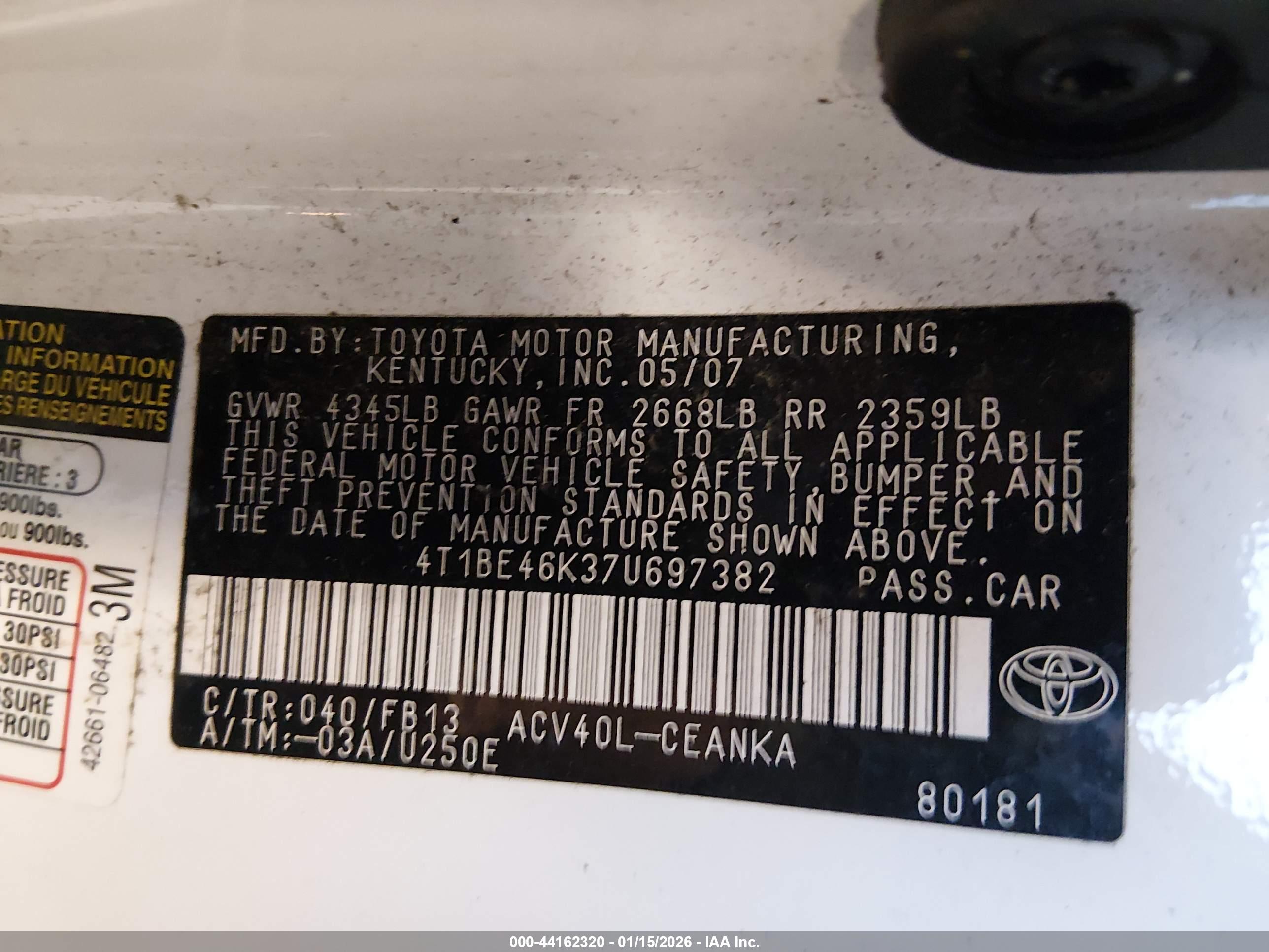 TOYOTA CAMRY image 9