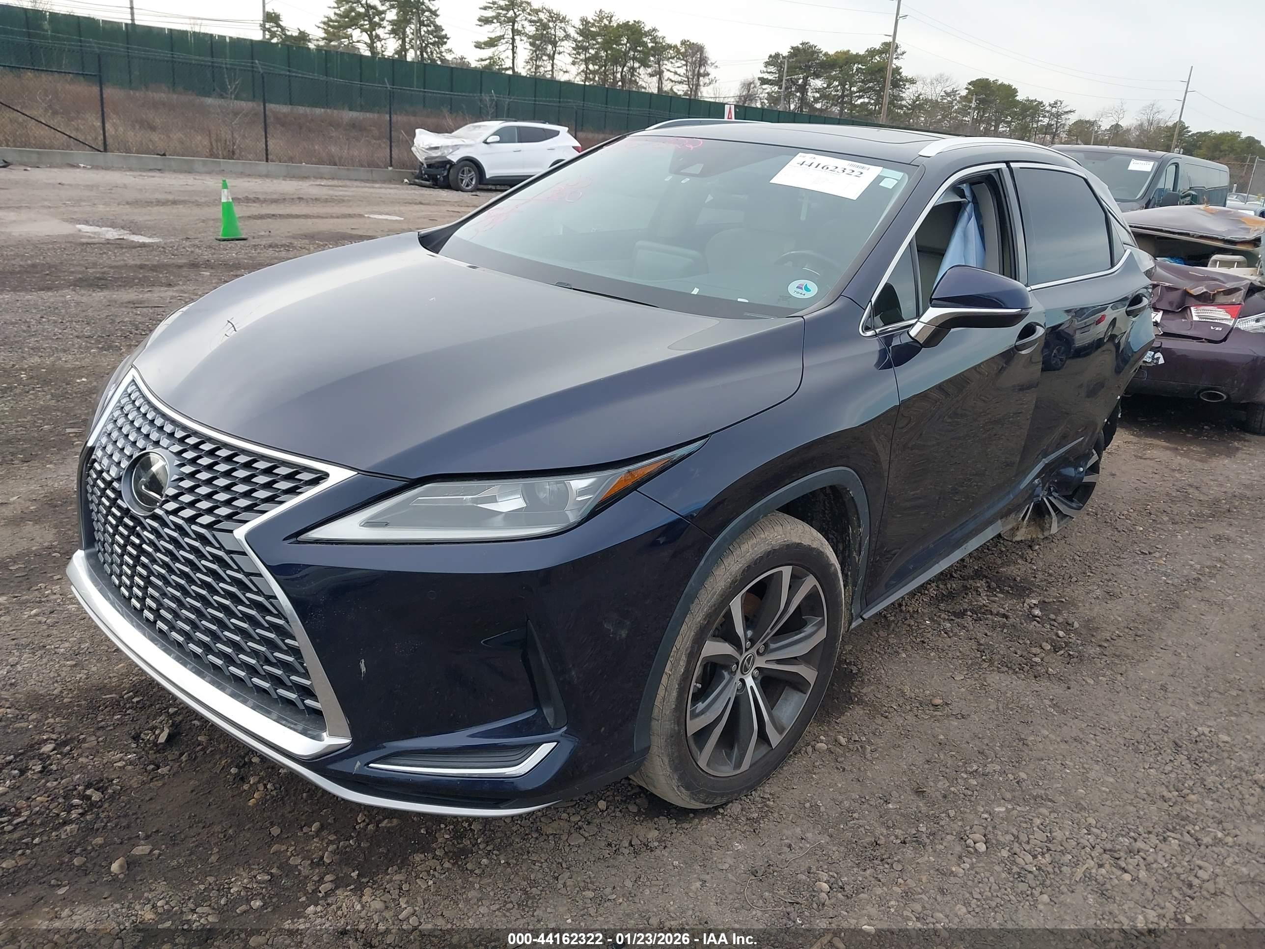 LEXUS RX image 2