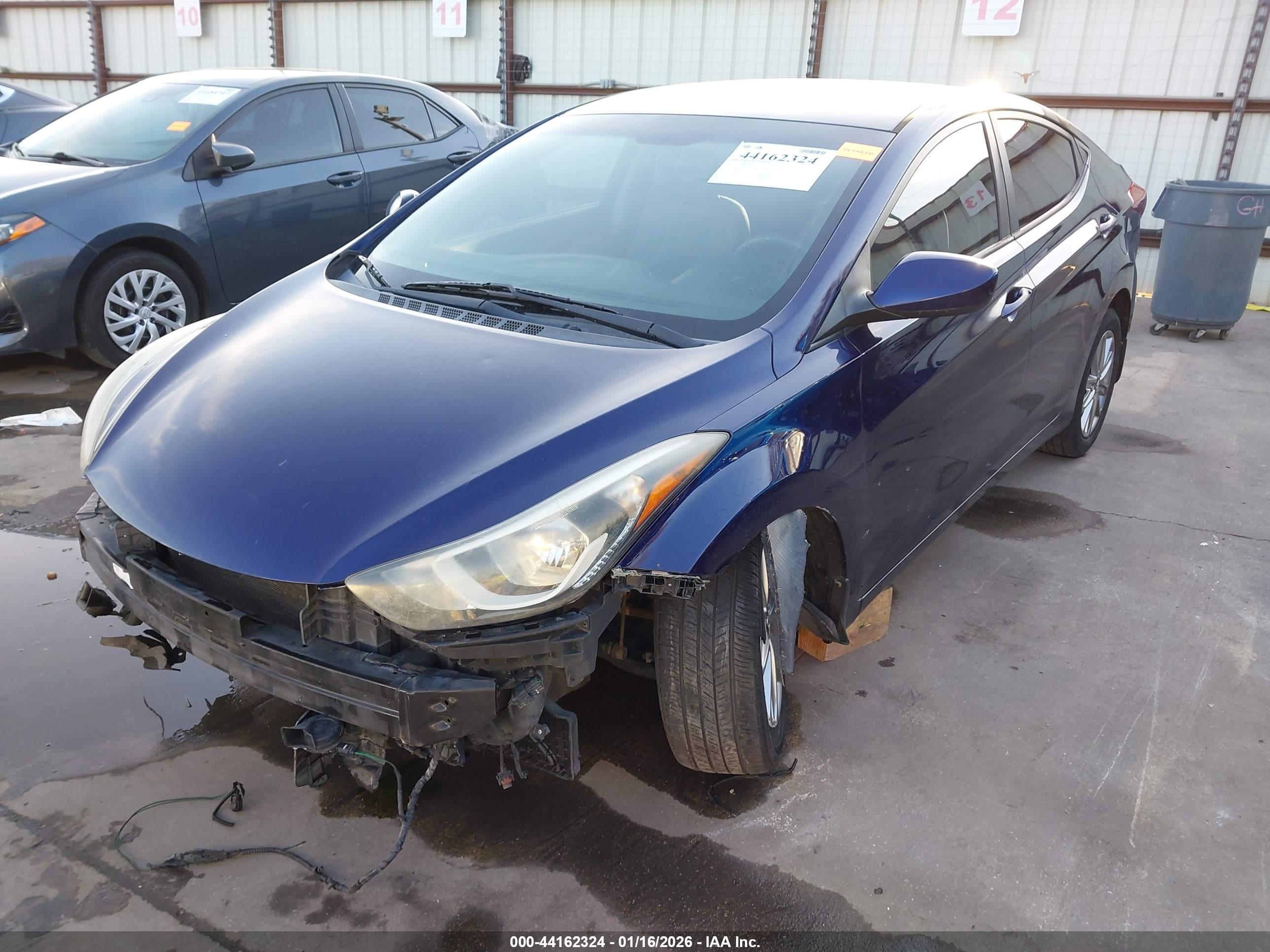 HYUNDAI ELANTRA image 2