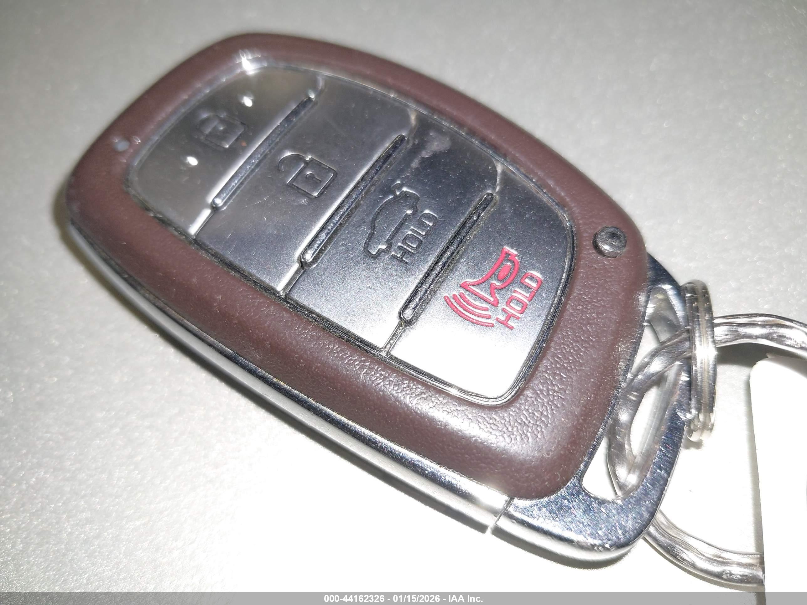 HYUNDAI ELANTRA image 11