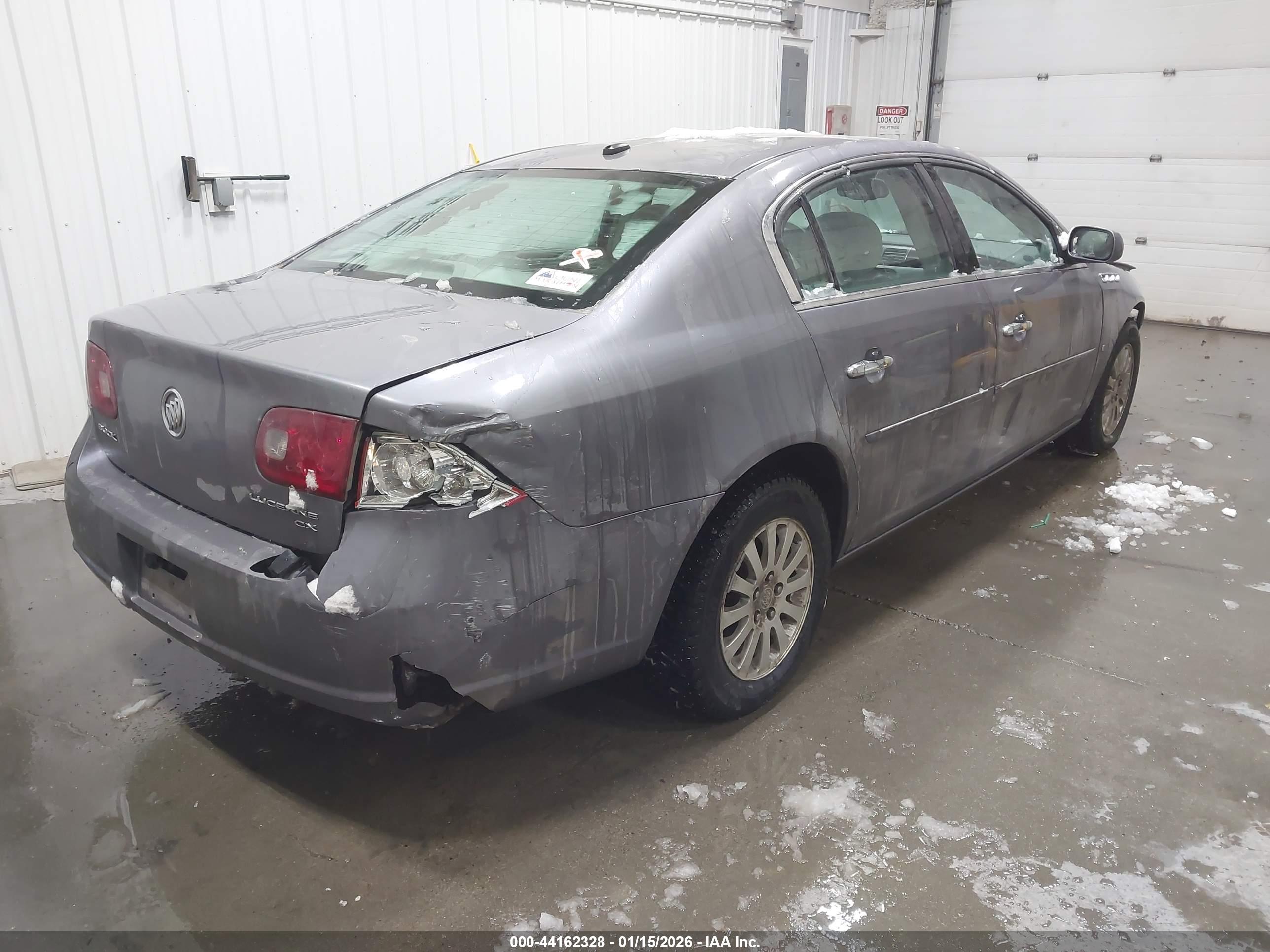 BUICK LUCERNE image 4