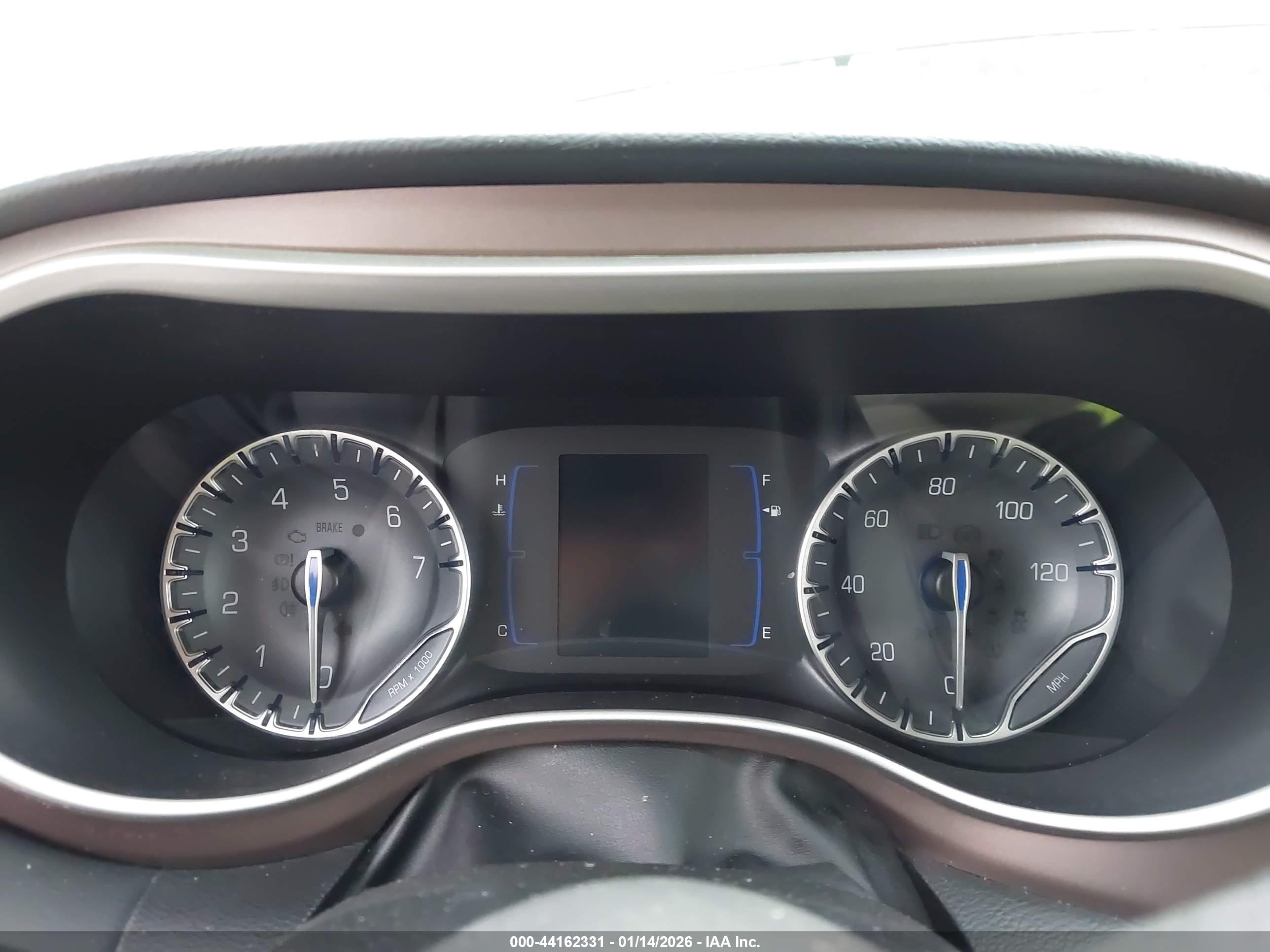 CHRYSLER PACIFICA image 7