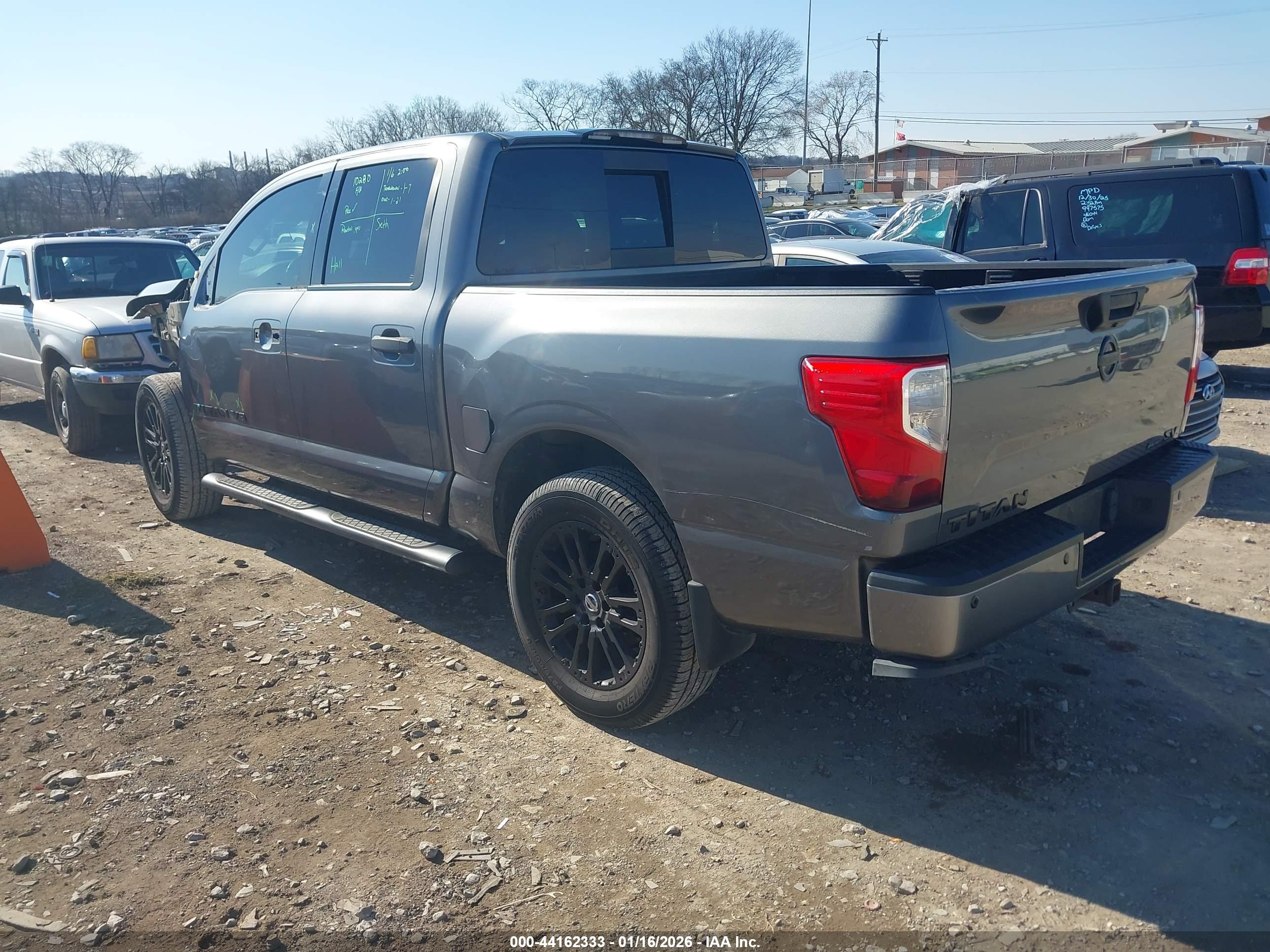 NISSAN TITAN image 3