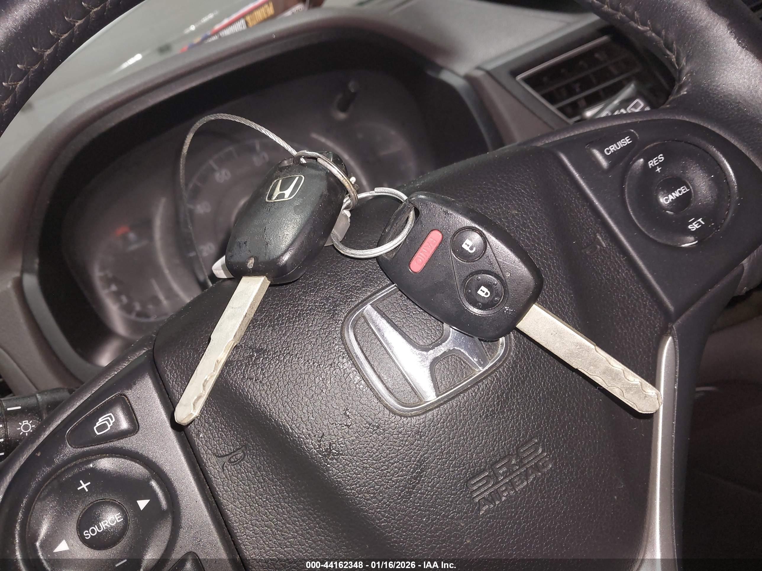 HONDA CR-V image 11