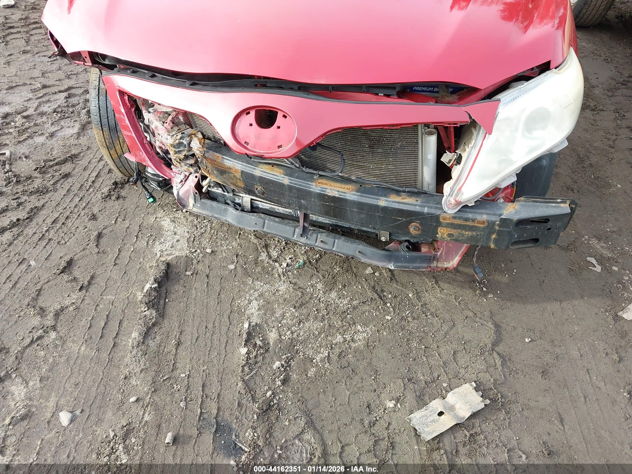 TOYOTA CAMRY image 6