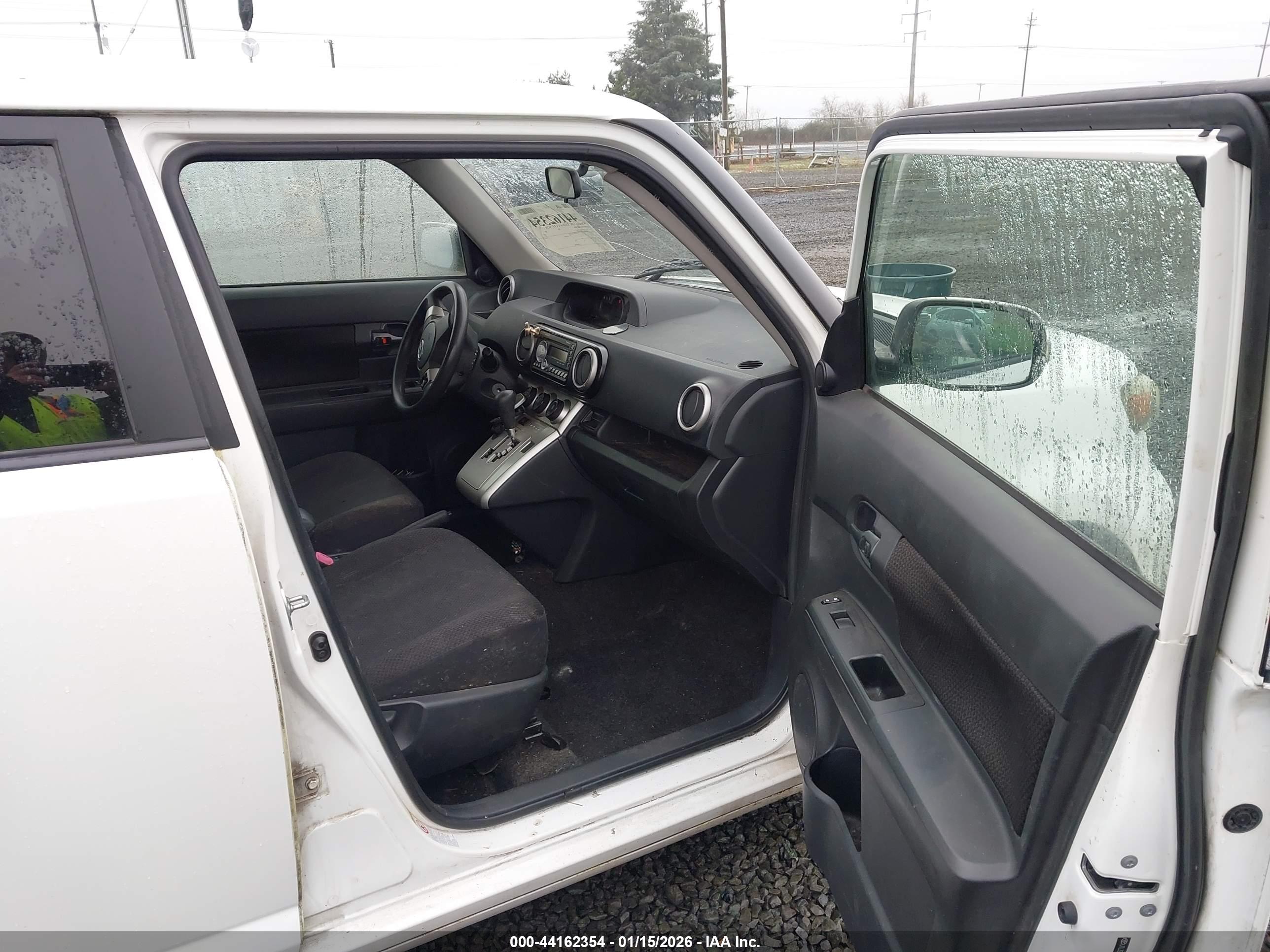 SCION XB image 5