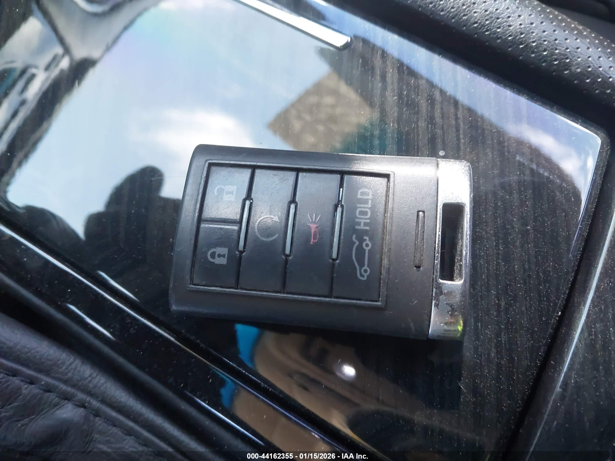 CADILLAC XTS image 11