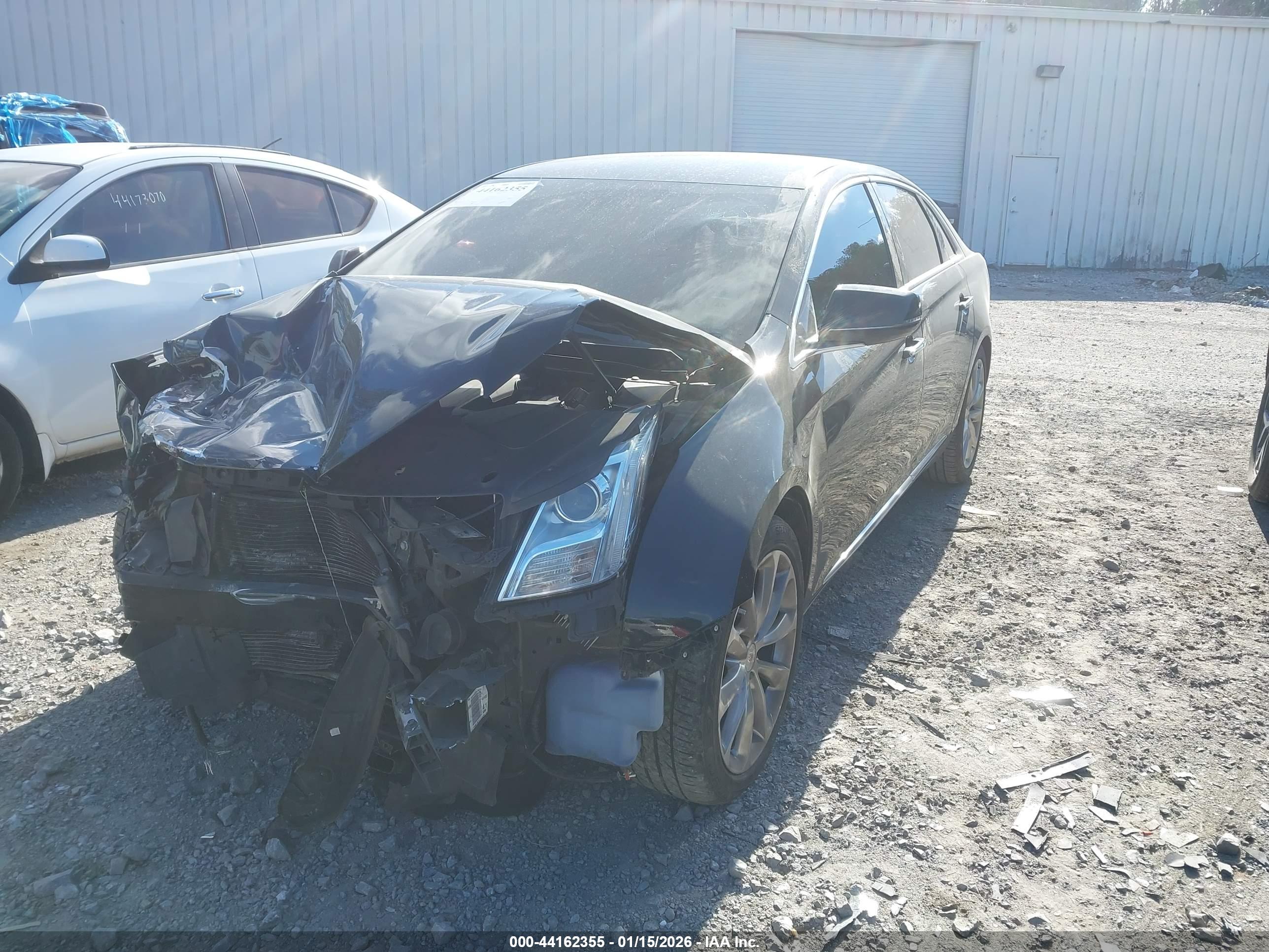 CADILLAC XTS image 2