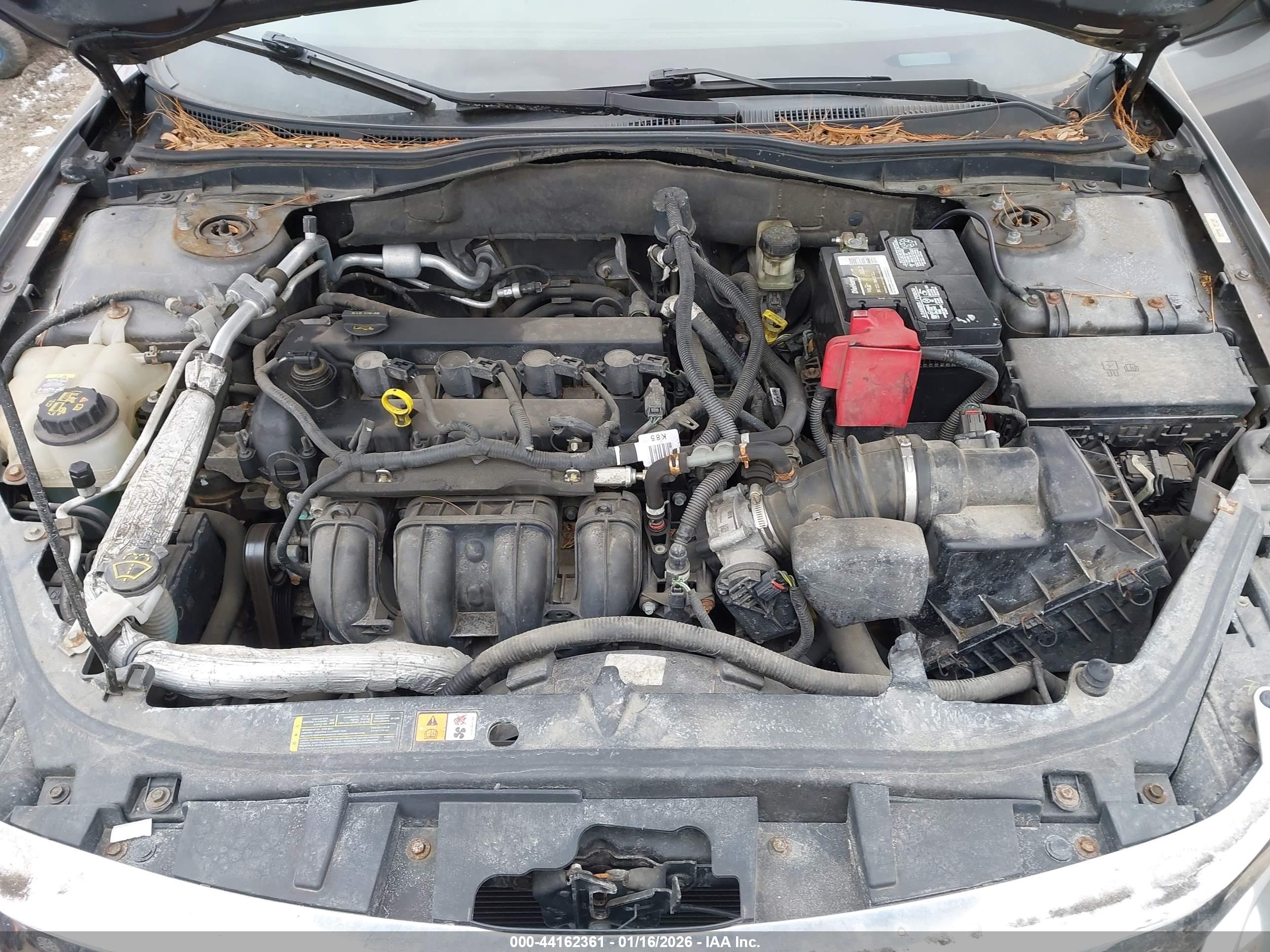 FORD FUSION image 10