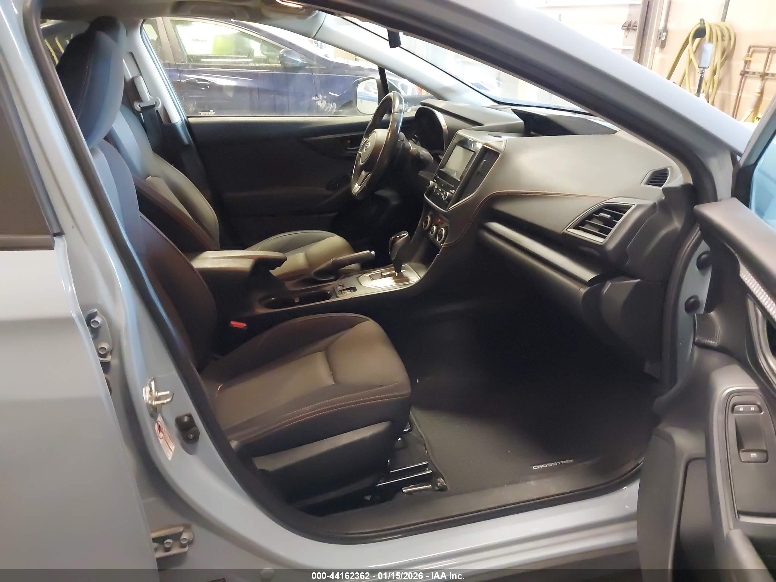SUBARU CROSSTREK image 5