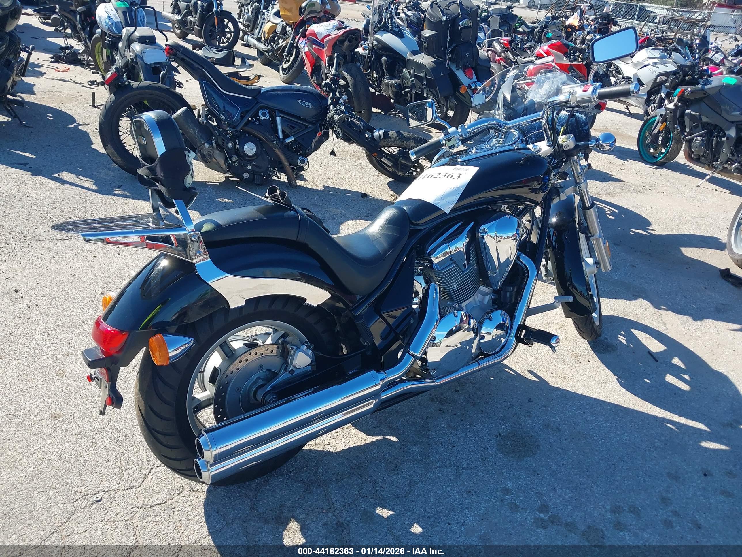 HONDA VT1300 image 4