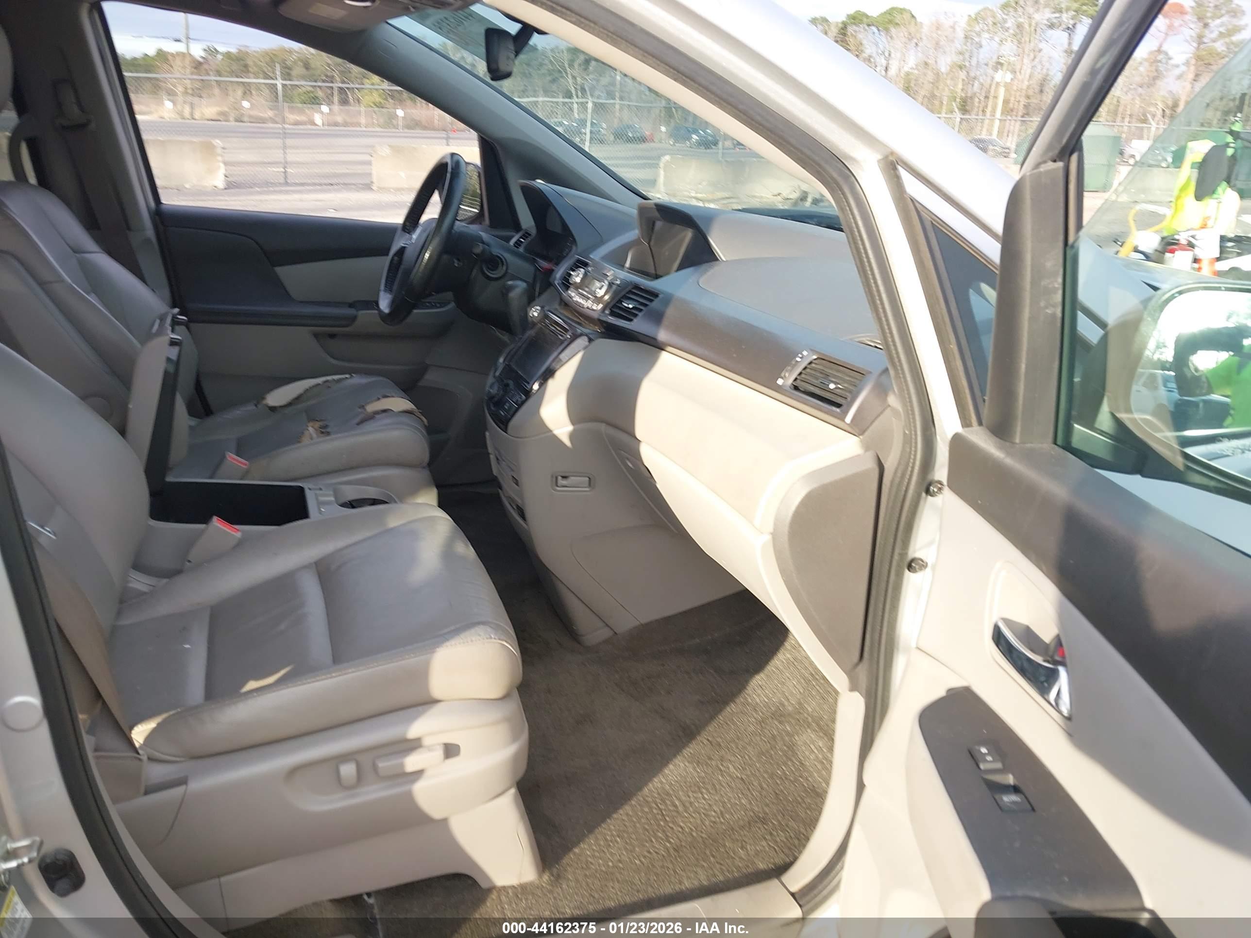 HONDA ODYSSEY image 5