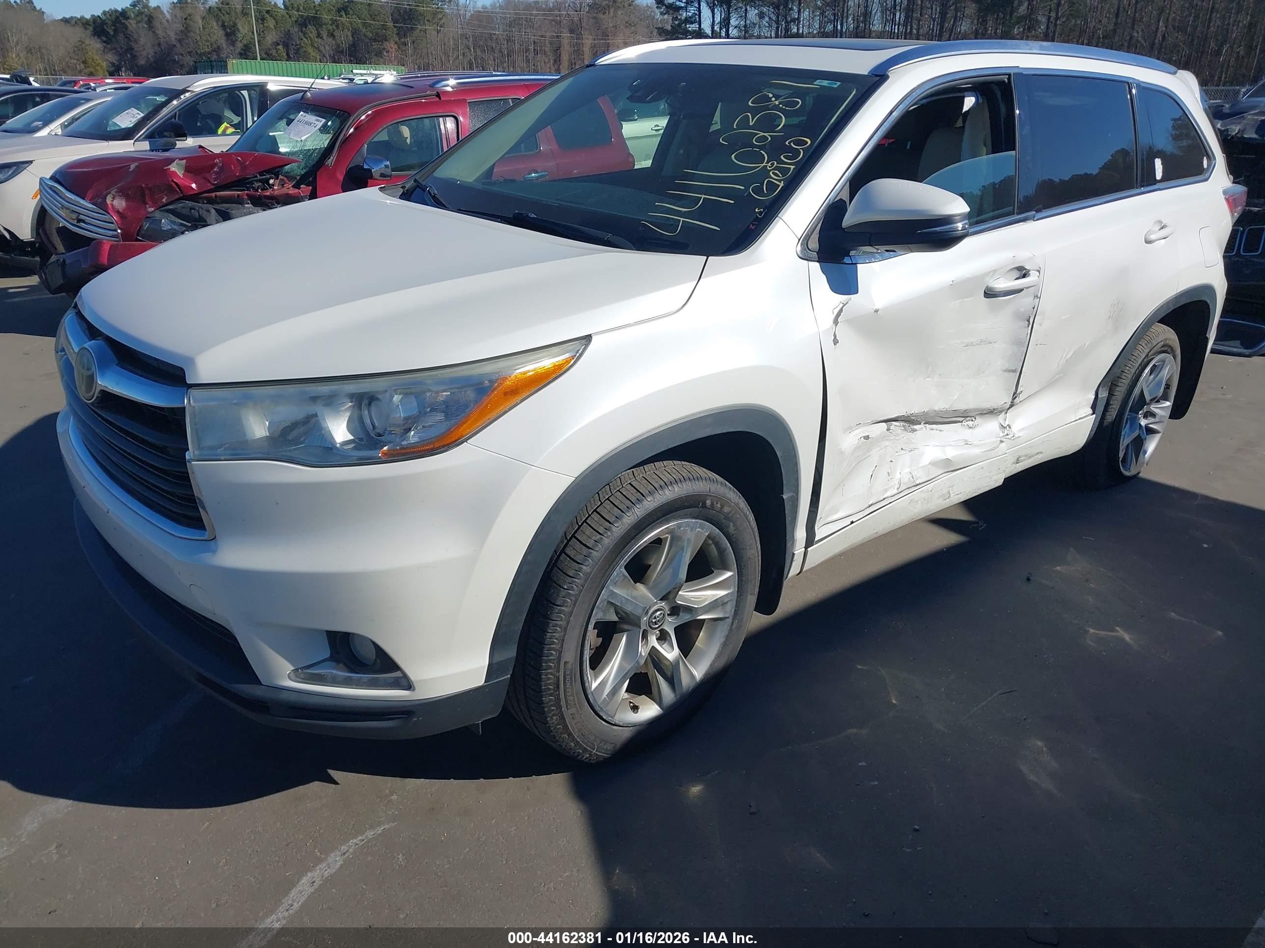 TOYOTA HIGHLANDER image 2