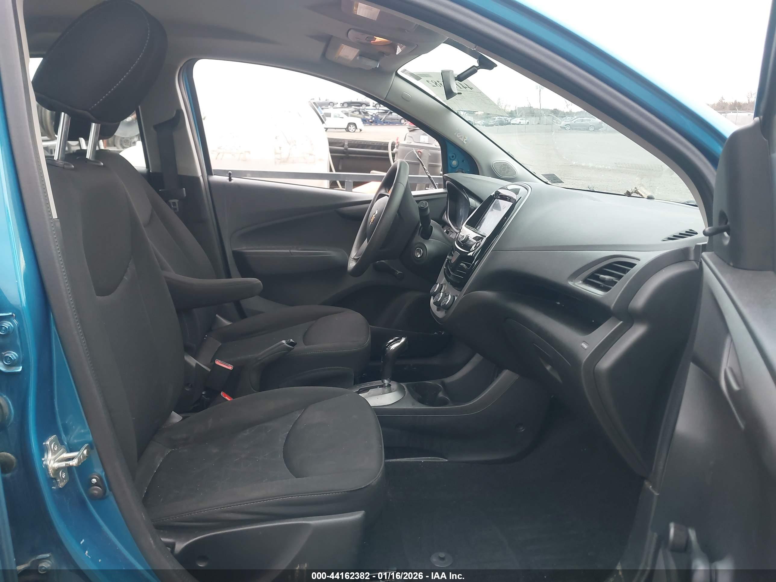 CHEVROLET SPARK image 5