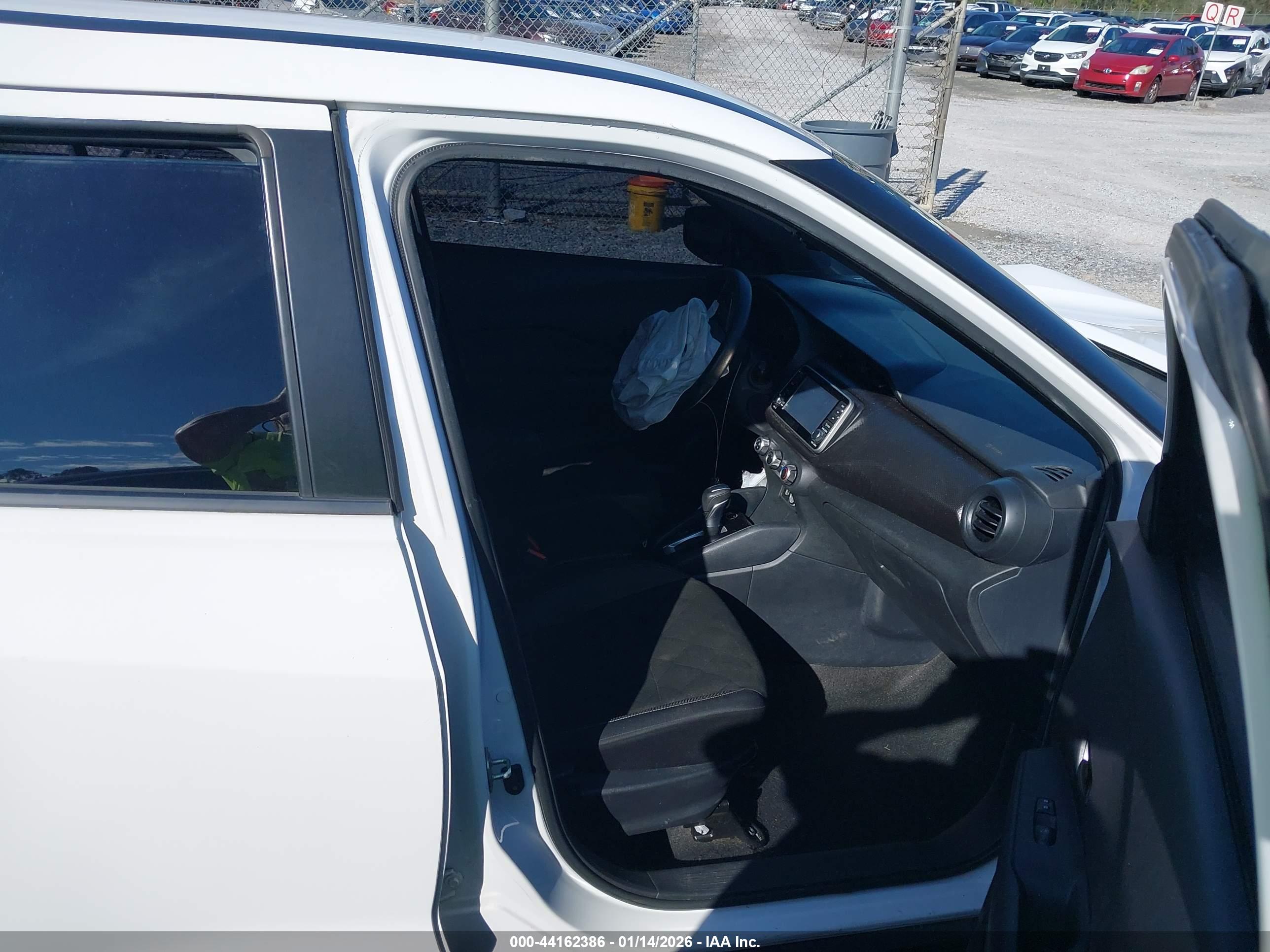 NISSAN KICKS image 5