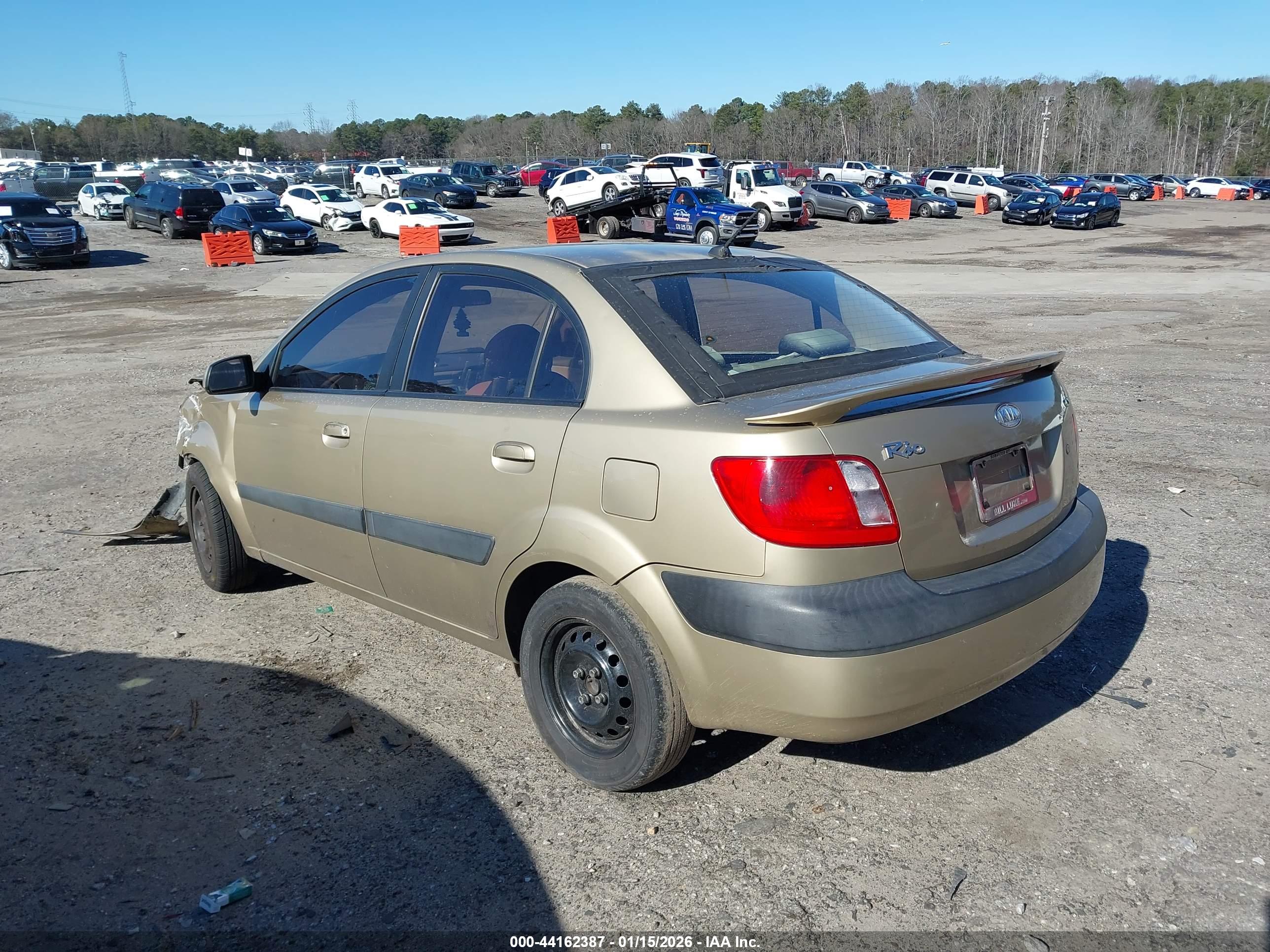 KIA RIO image 3