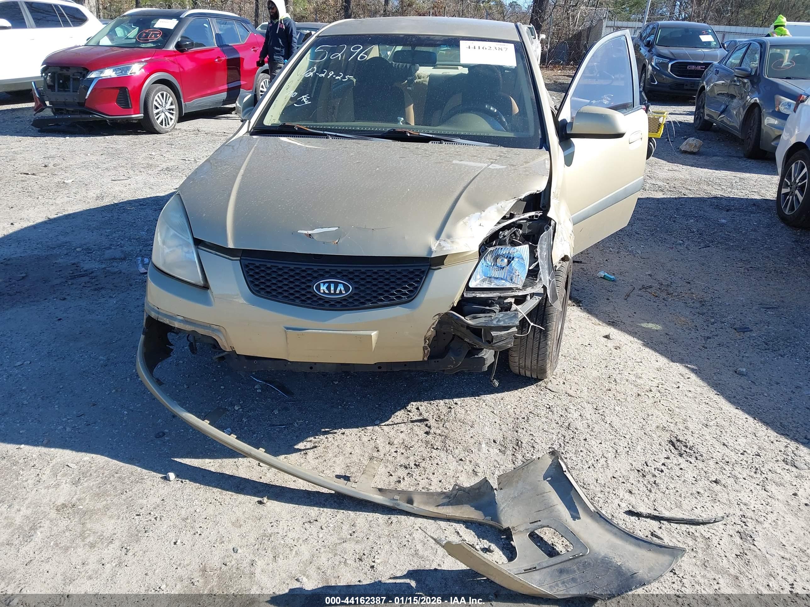 KIA RIO image 6
