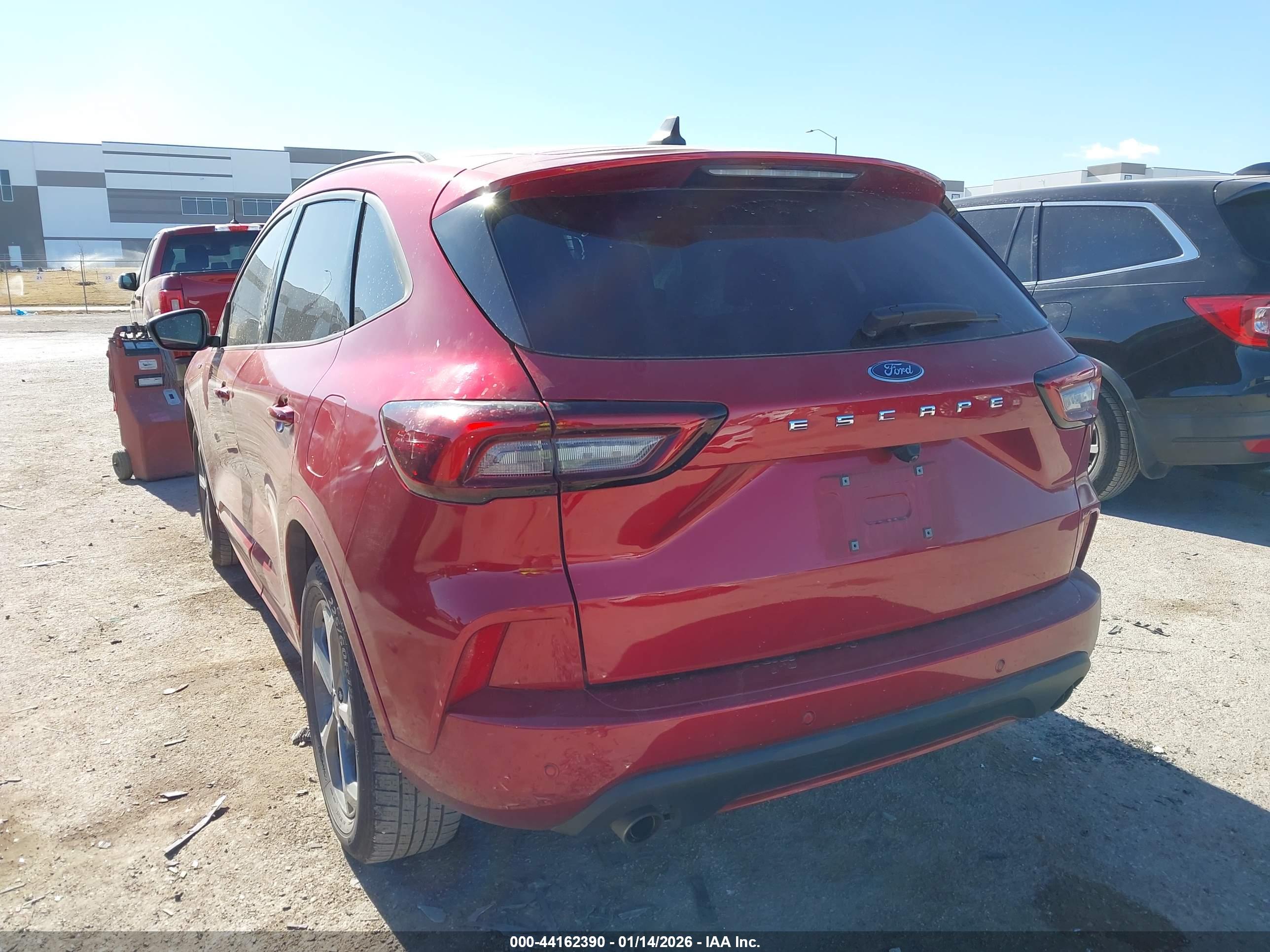 FORD ESCAPE image 3