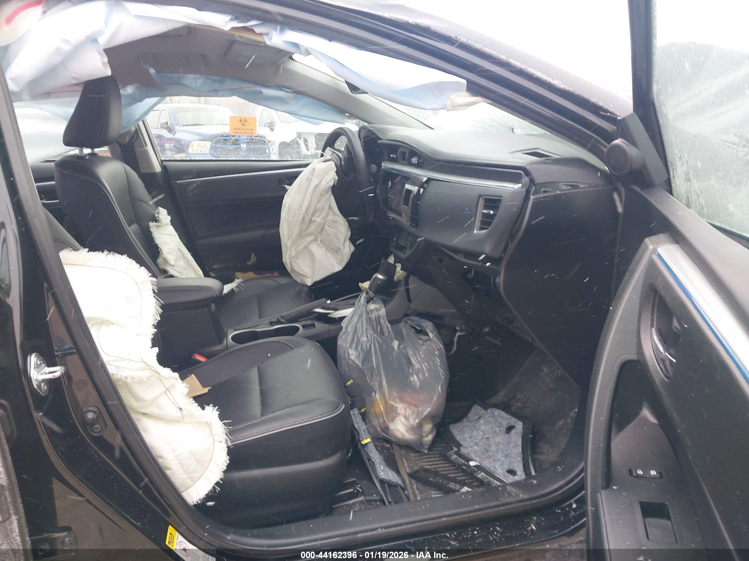 TOYOTA COROLLA image 5