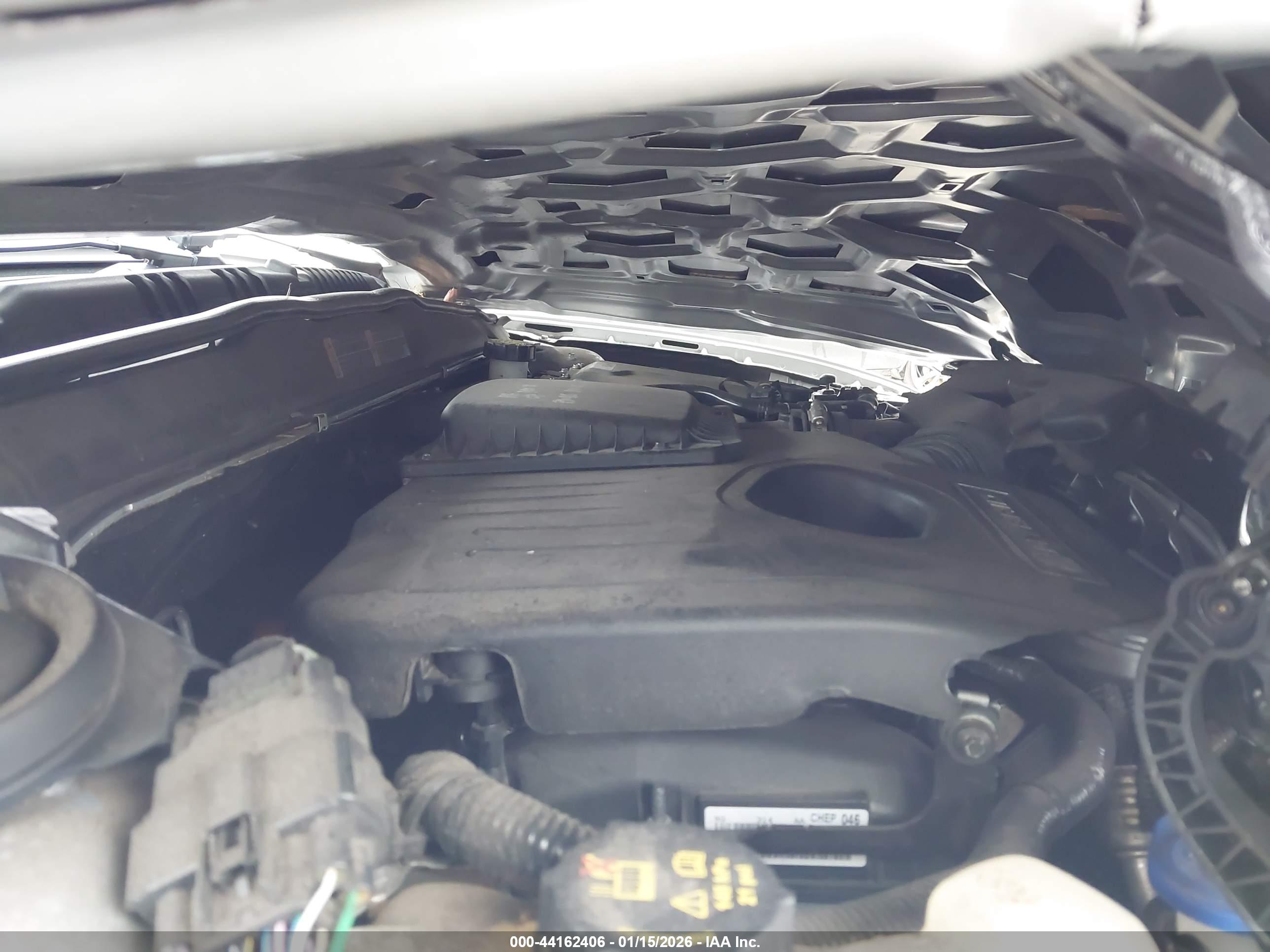 FORD FUSION image 10