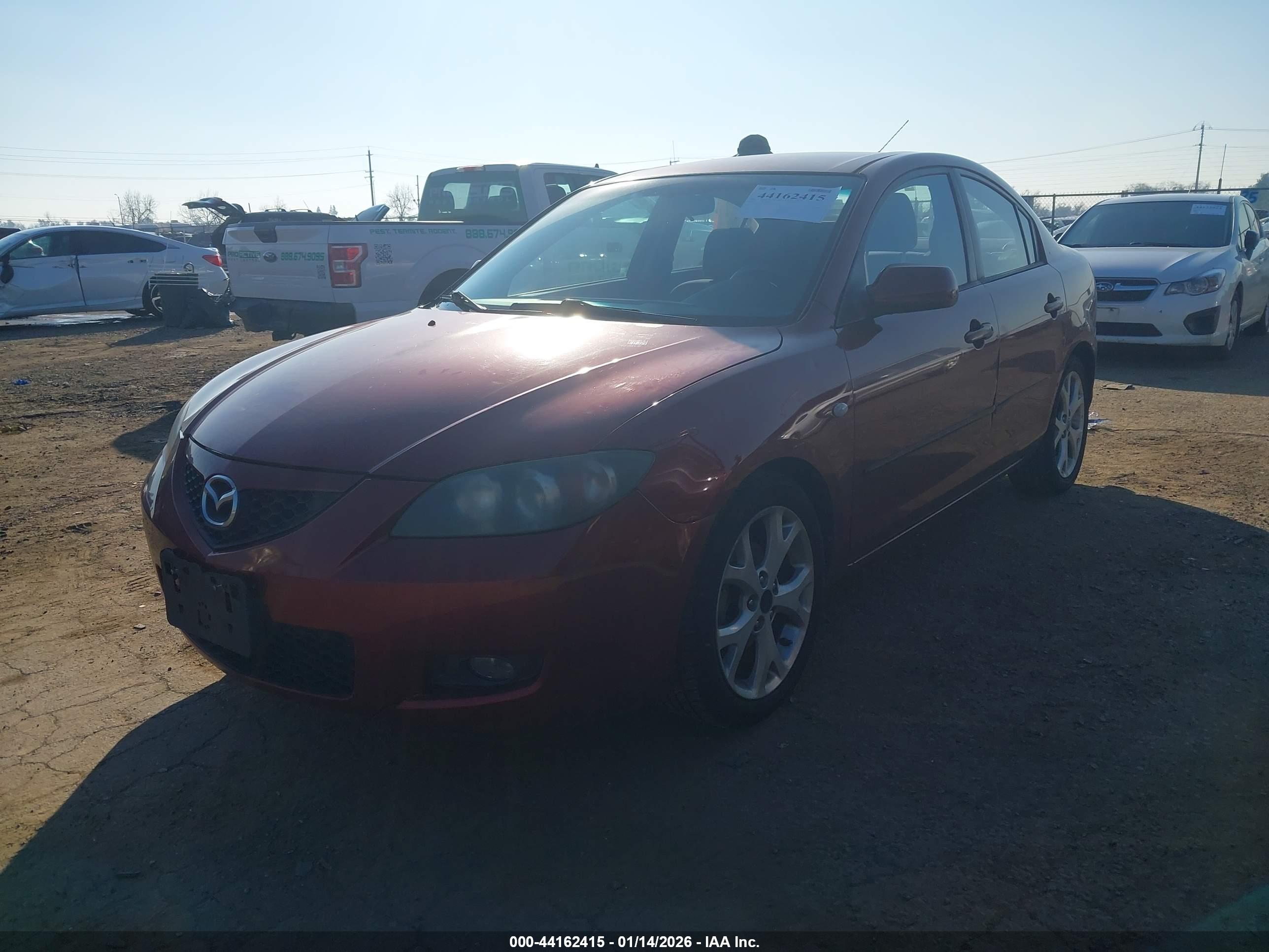 MAZDA MAZDA3 image 2